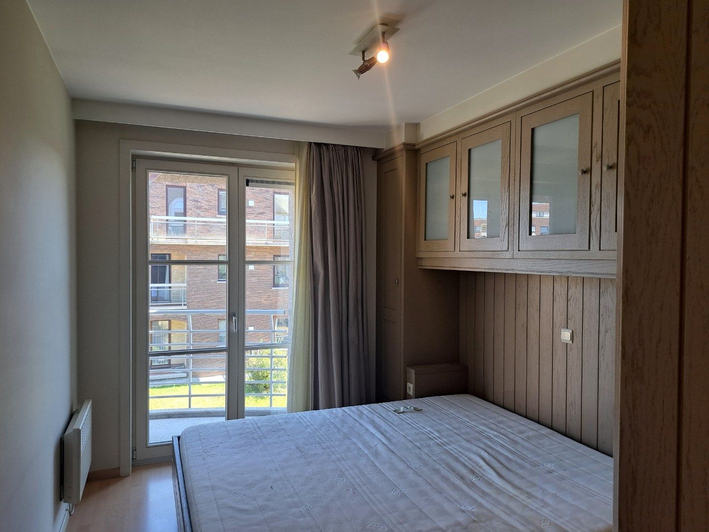RUIM VERZORGD  HOEKAPPARTEMENT IN VILLA RESIDENTIE OP WANDELAFSTAND VAN HET STRAND  foto 8