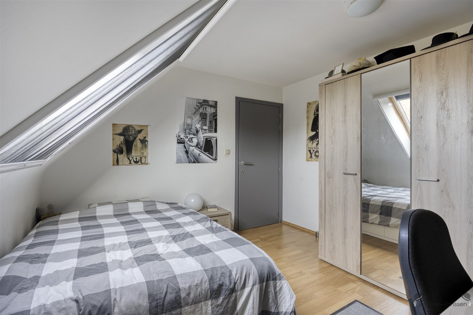 Instapklaar duplex appartement met 3 slaapkamers te Heppen (Leopoldsburg) foto 12