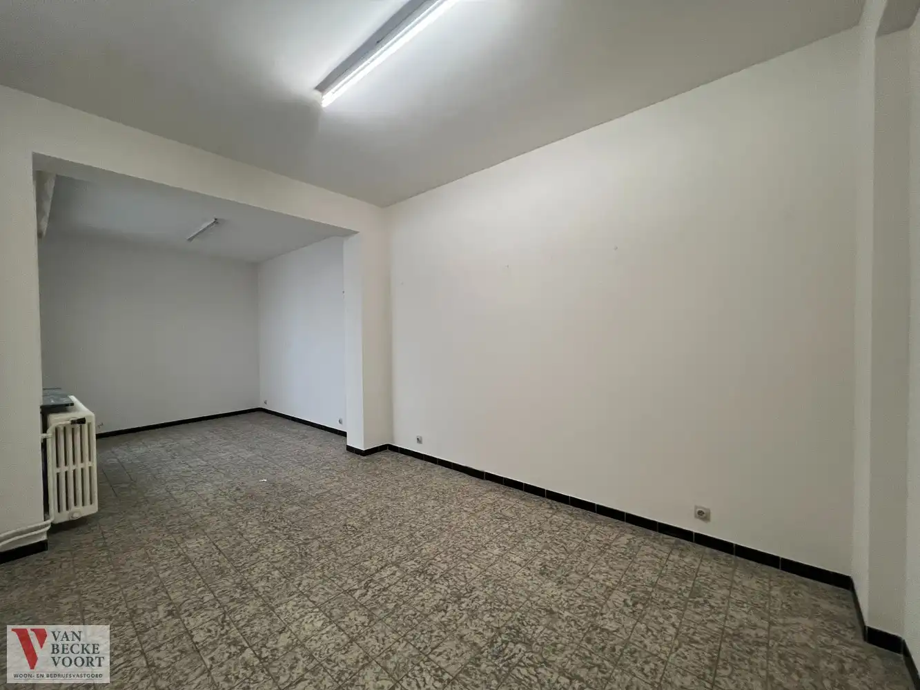 Handelsgelijkvloers 110m² foto 10