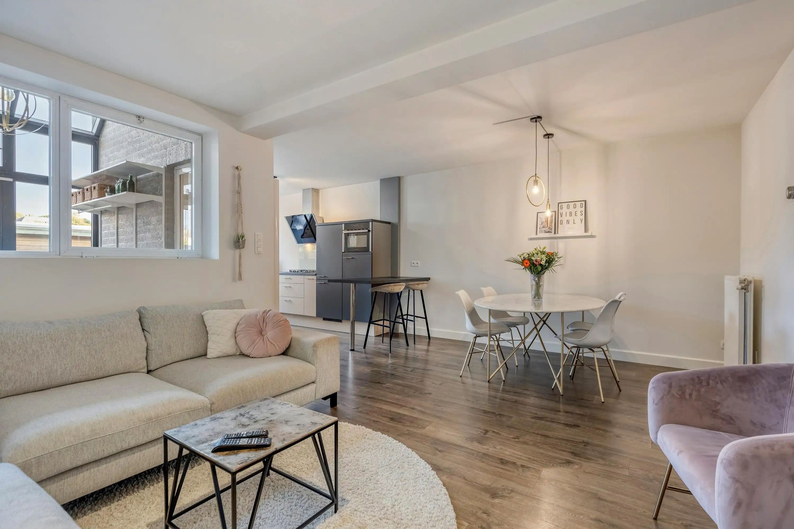 Gelijkvloers appartement met 1 slpk en tuin te Essen-centrum!  foto 2