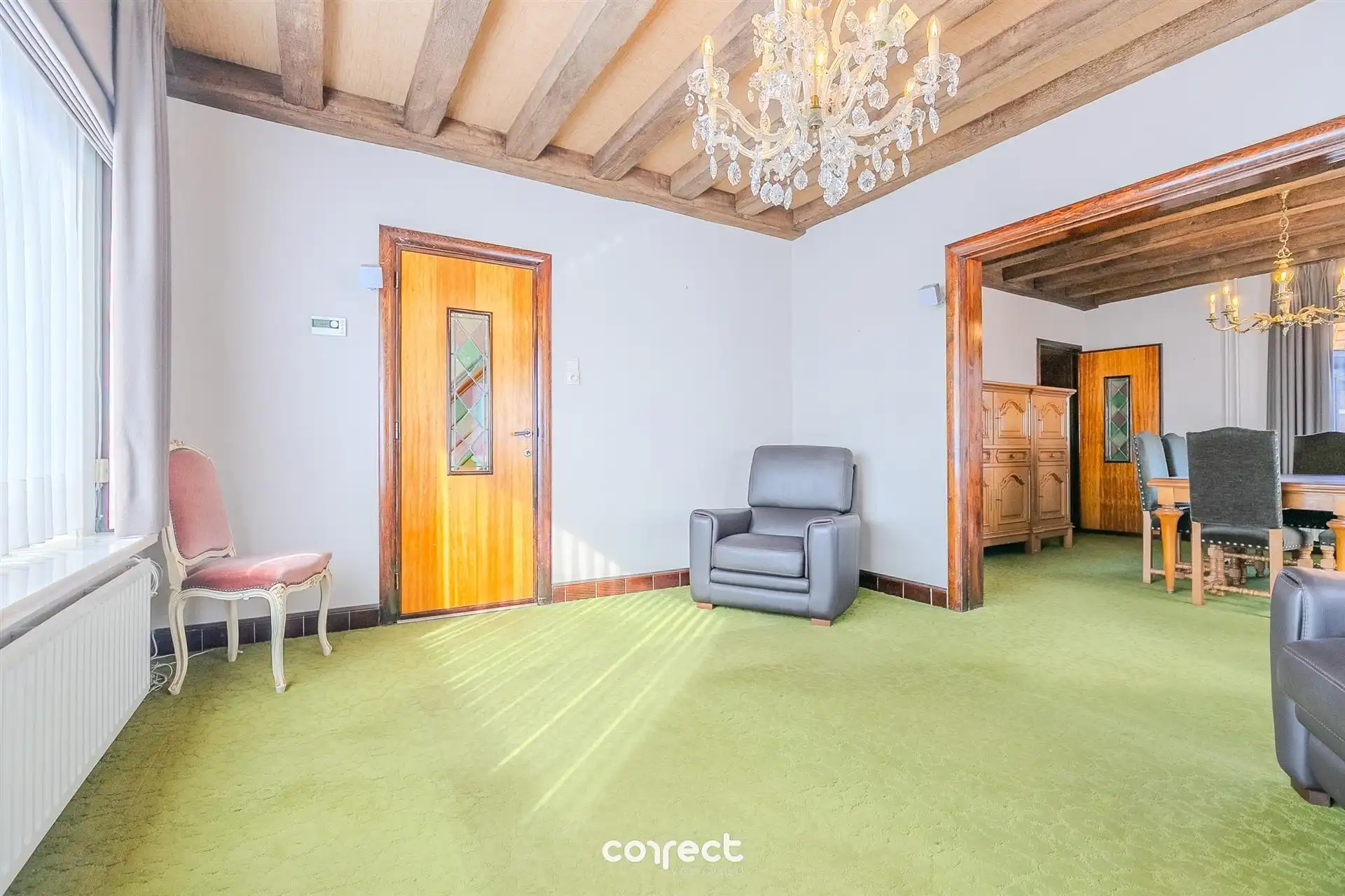 Landelijk gelegen, zeer goed onderhouden woning op een groot perceel. foto 5