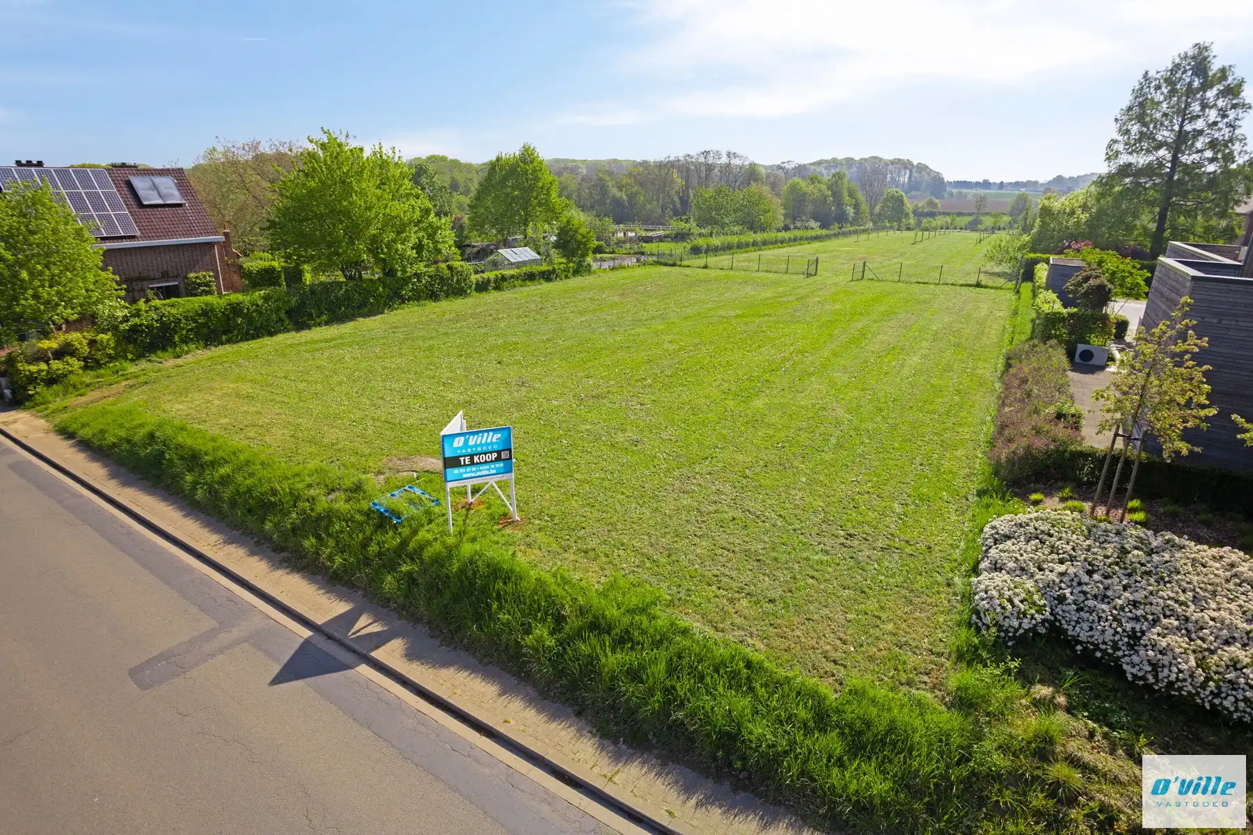 Exclusieve bouwgrond met achterliggend weideperceel voor paarden. foto 3