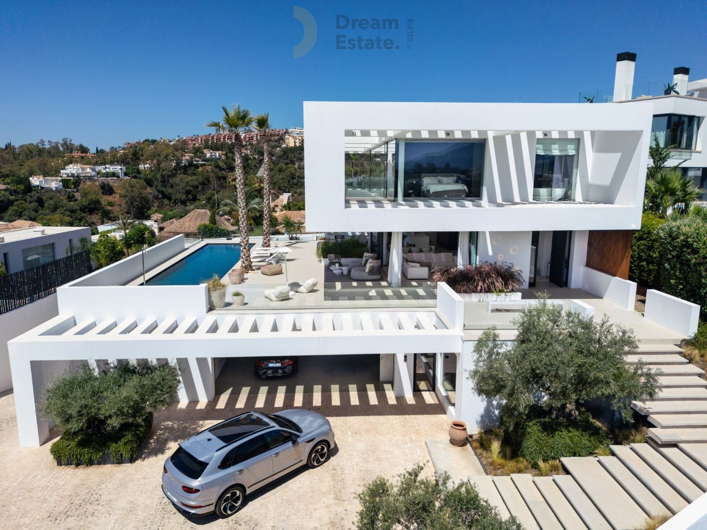 Eigentijdse villa met panoramisch uitzicht in La Quinta, Benahavís. foto 2