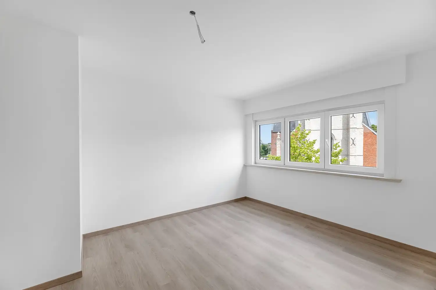 Gerenoveerd appartement met 2 slpkrs foto 10