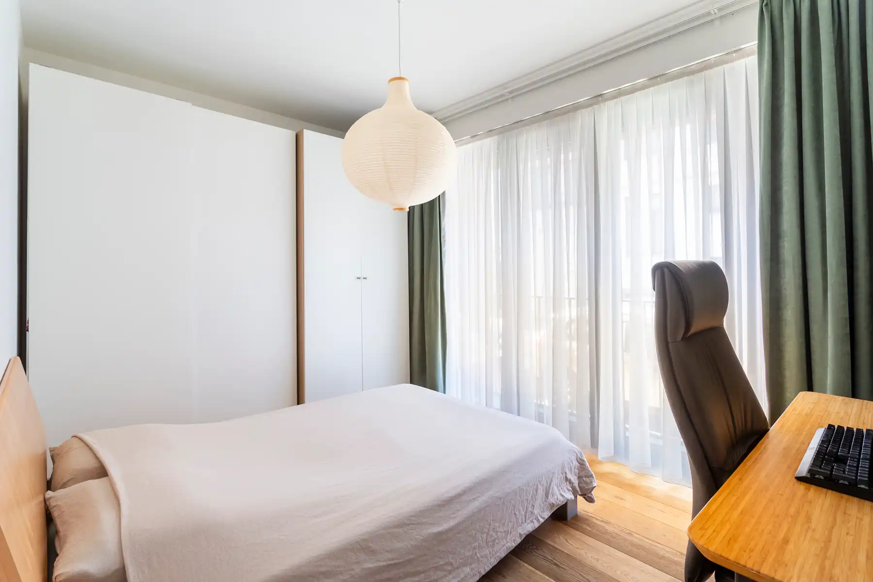 Gelijkvloers appartement met ruim terras op toplocatie! foto 7