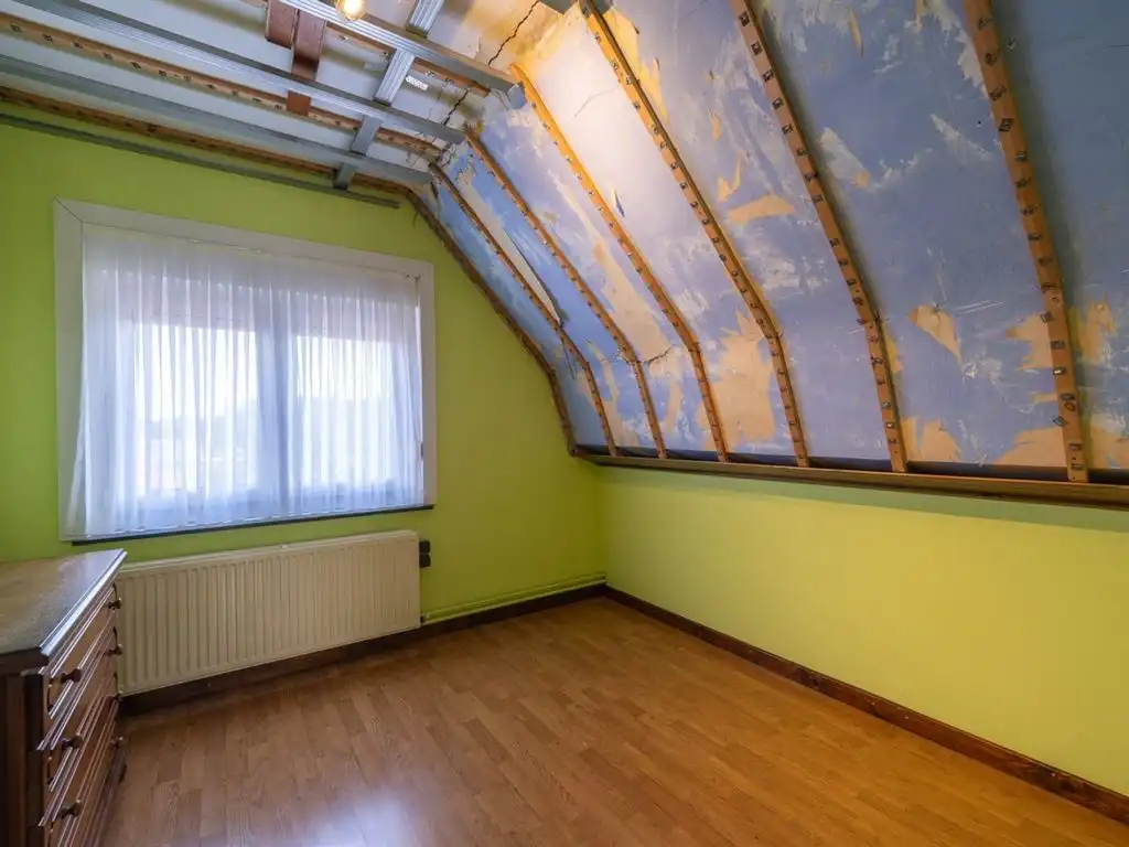 Verzorgde vrijstaande woning, grotendeels gerenoveerd foto 32