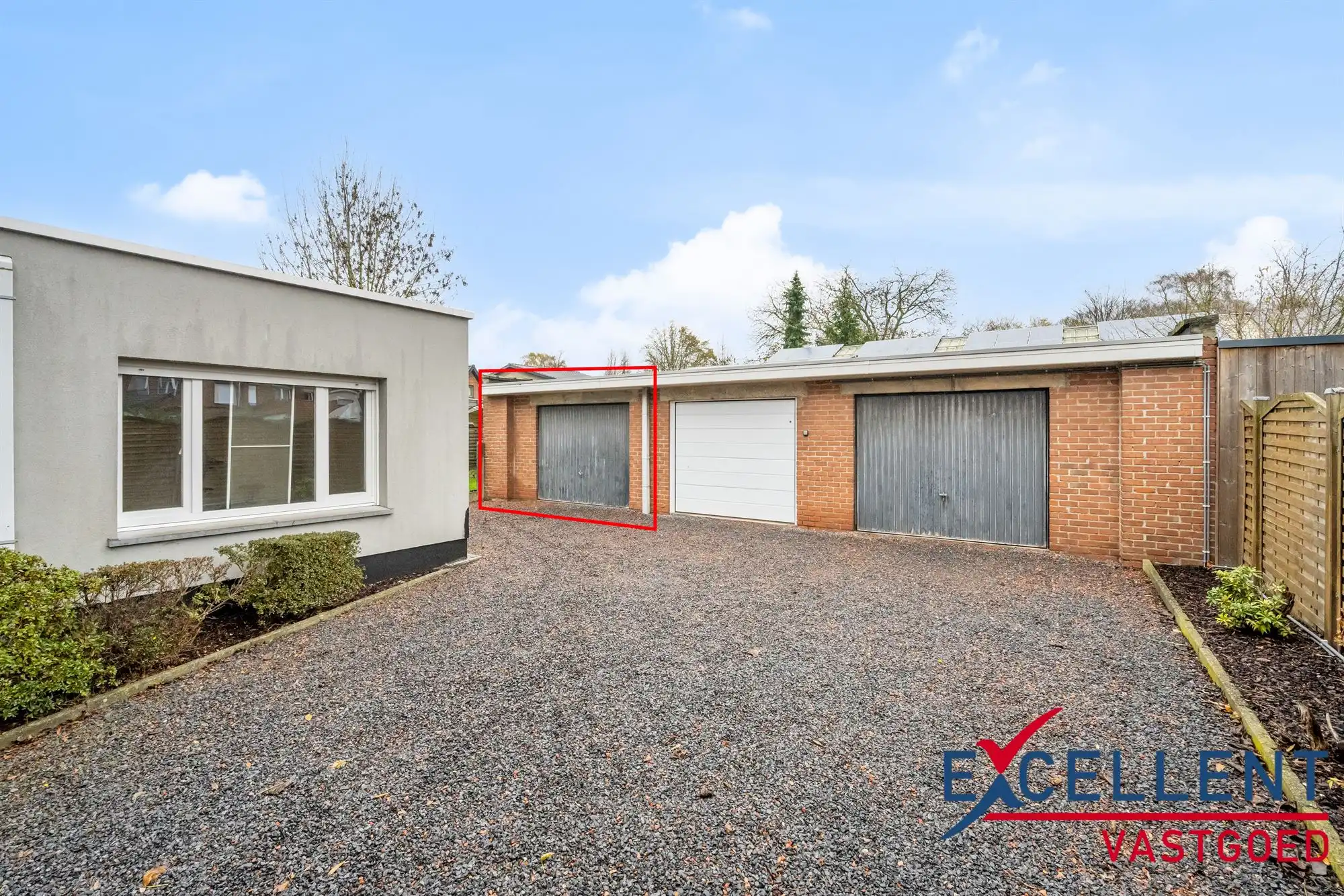 Instapklaar appartement met garagebox te Oostakker foto 9