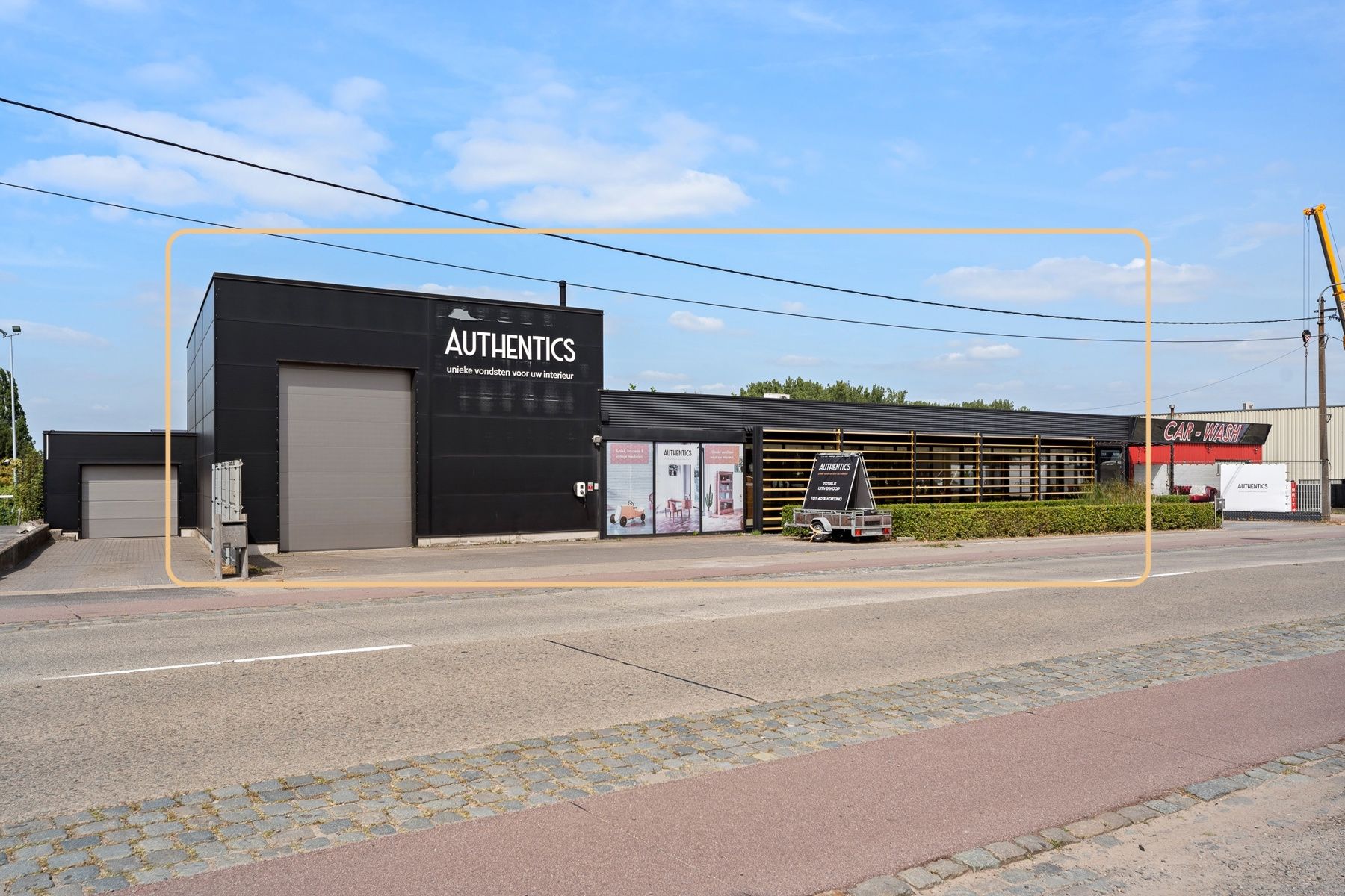 Winkelpand met loods op strategische locatie! foto {{pictureIndex}}