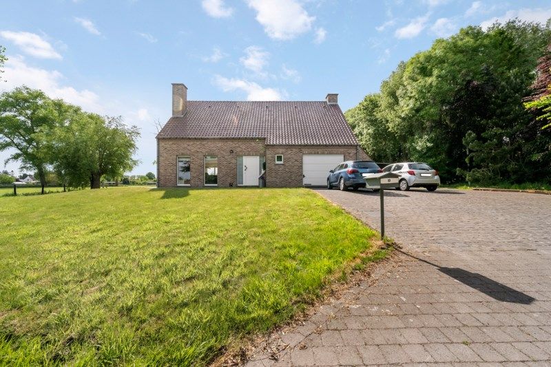 Alleenstaande woning te midden van rust en natuur foto {{pictureIndex}}