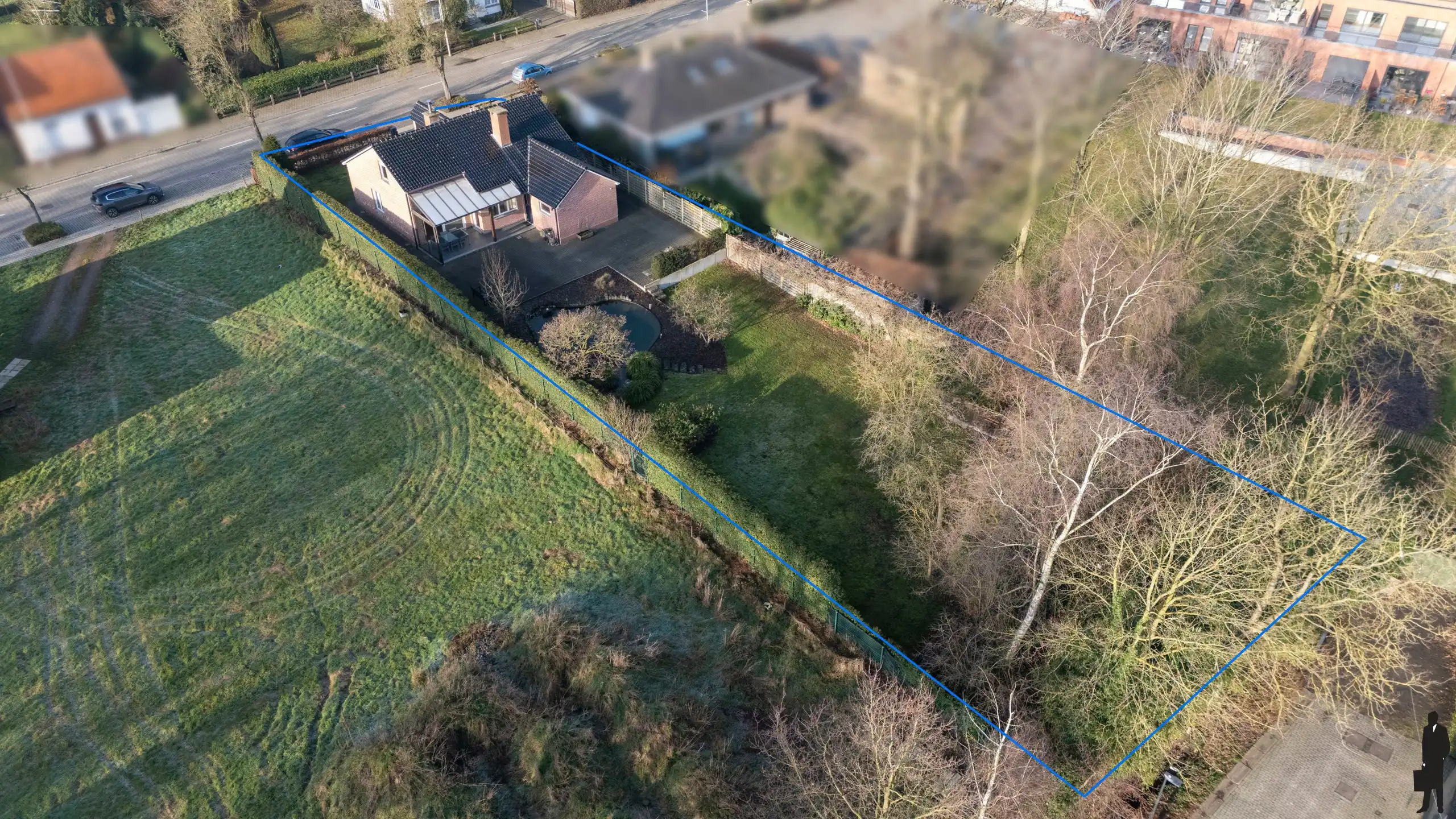 Vrijstaande woning op een ruim perceel van ca. 1.300 m² in hartje Loenhout! foto 34