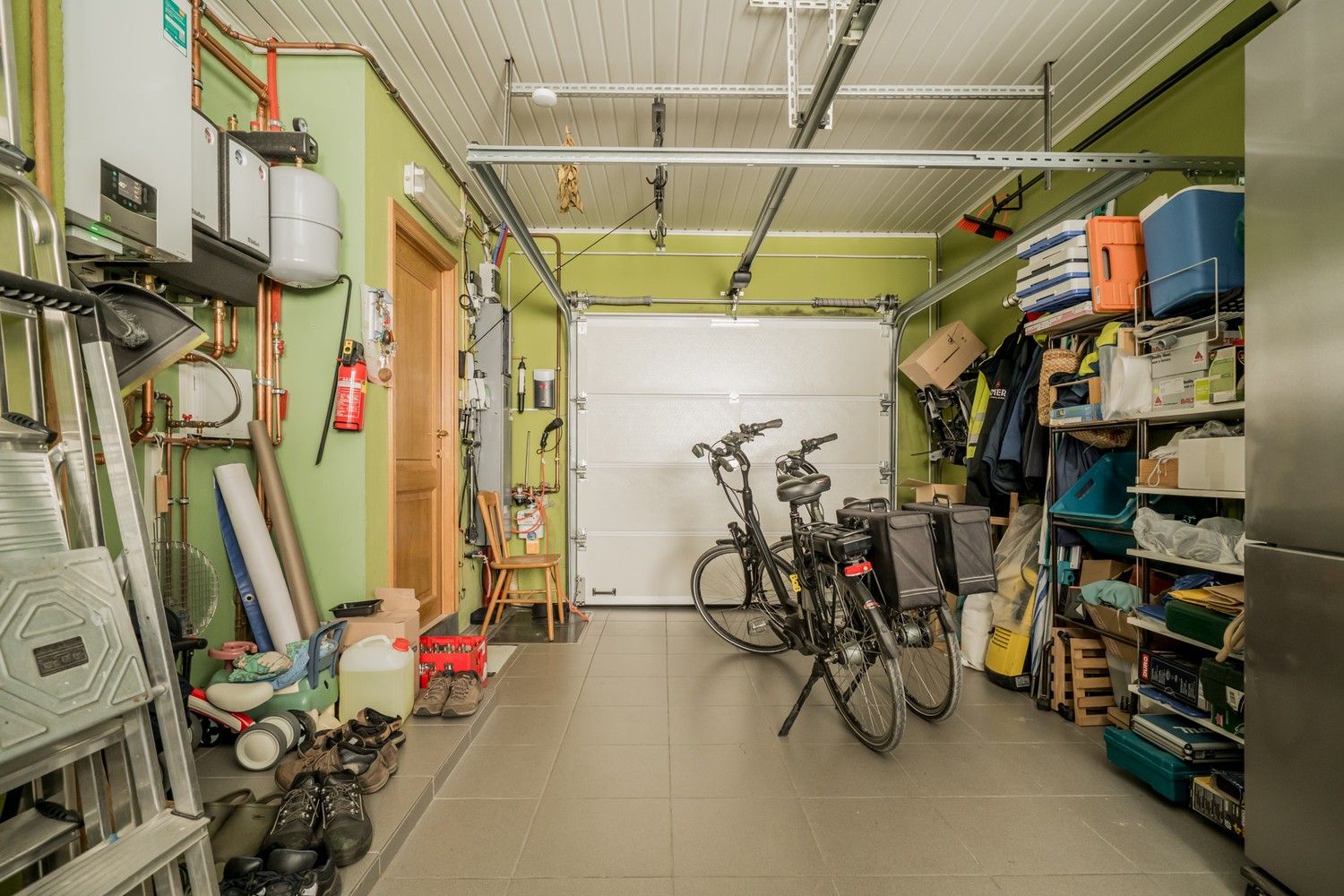 Lichtrijke halfopen bebouwing in aangename woonwijk foto 23