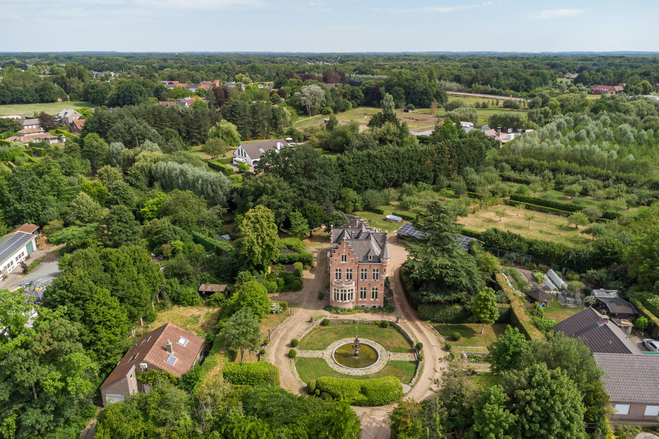 SINT-KATELIJNE-WAVER - Kasteelvilla met gastenverblijf, siertuin en boomgaard foto 27