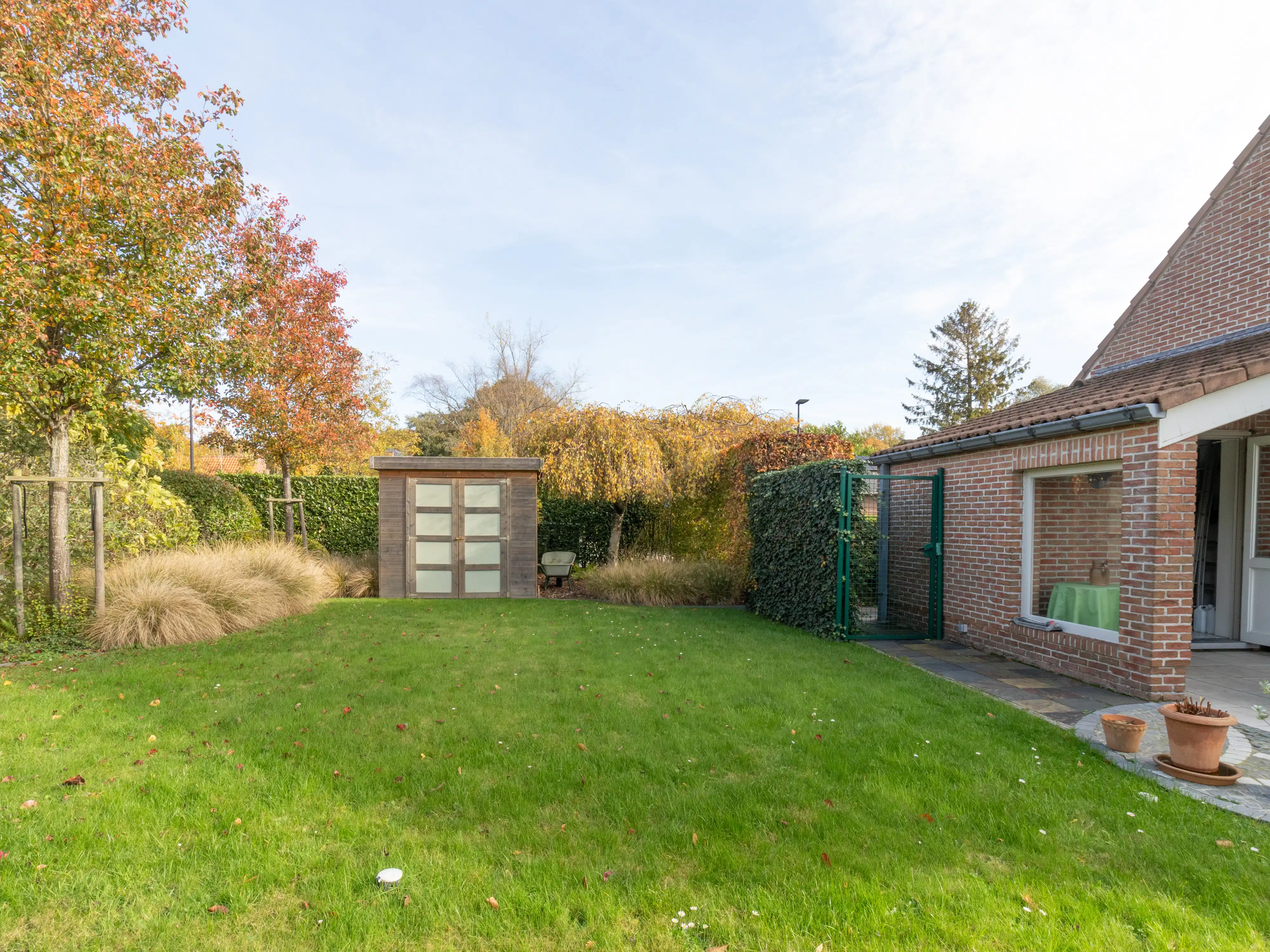 Goed gelegen woning met tuin en garage in Hove foto 18