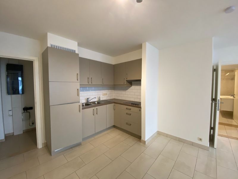 Gezellig gelijkvloers appartement (+-71m²) met autostaanplaats centrum Geel. foto 9