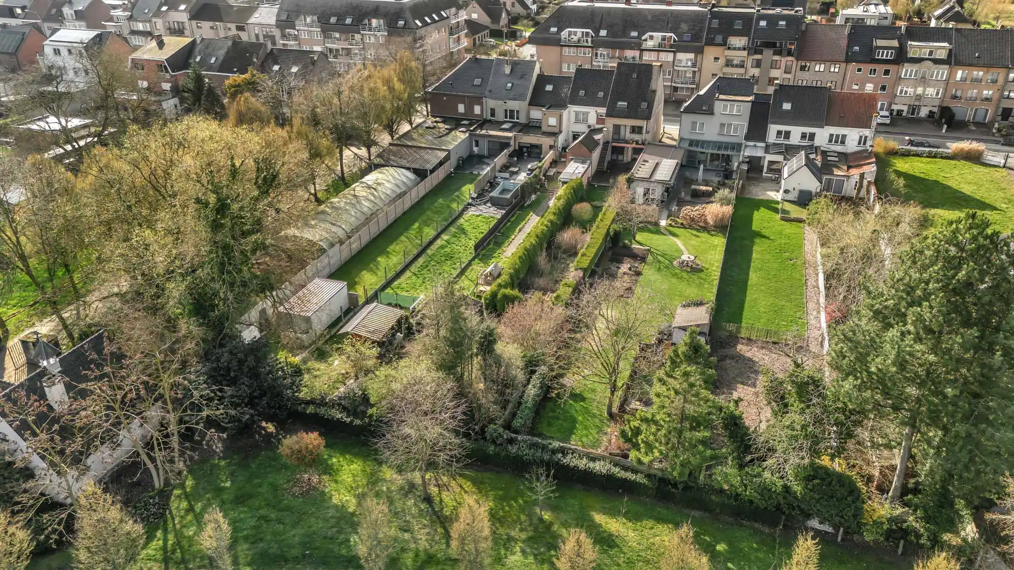 Bel-etage woning met 3 slaapkamers, garage en tuin foto 20