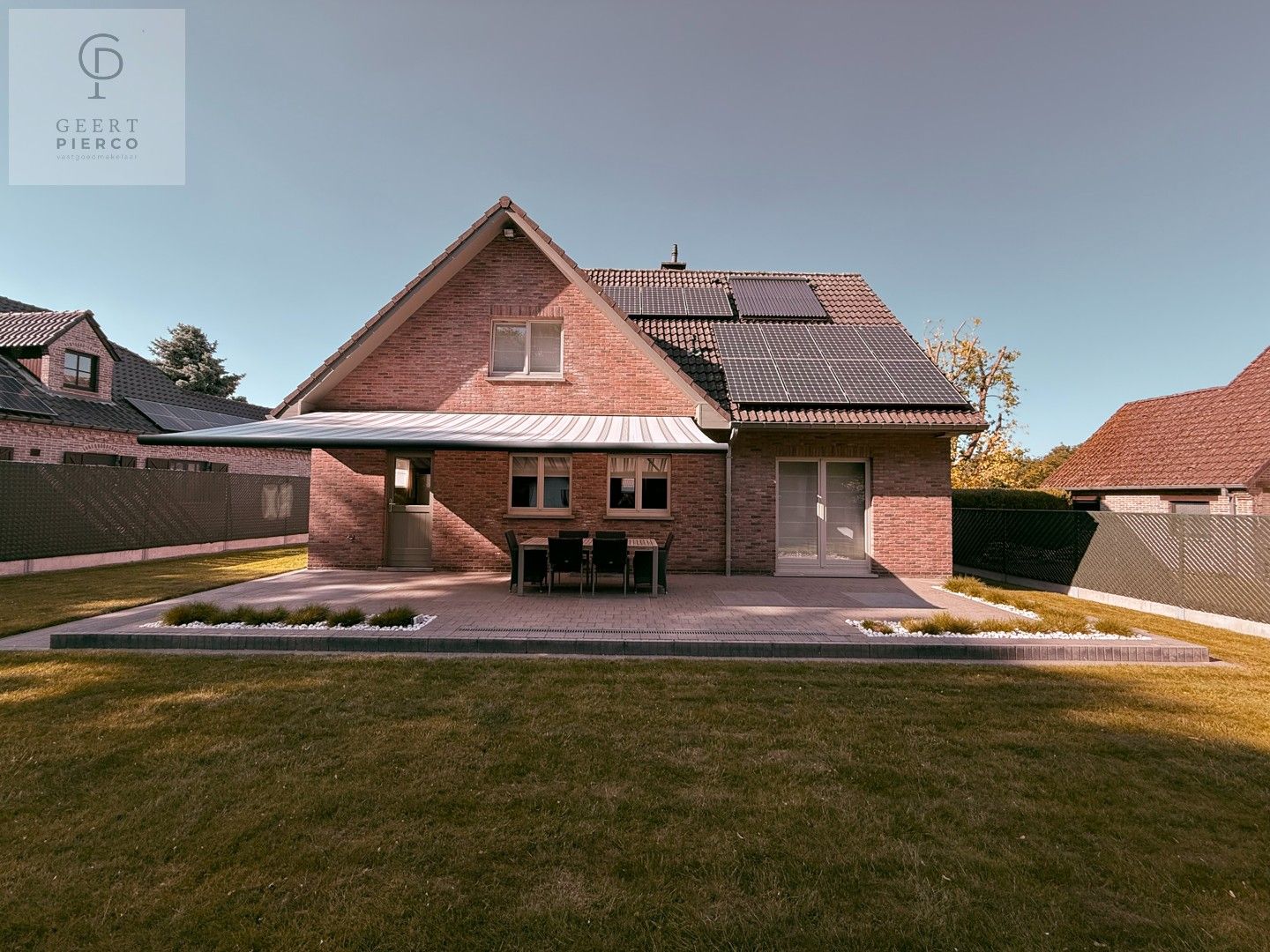 Knappe Villa foto 49