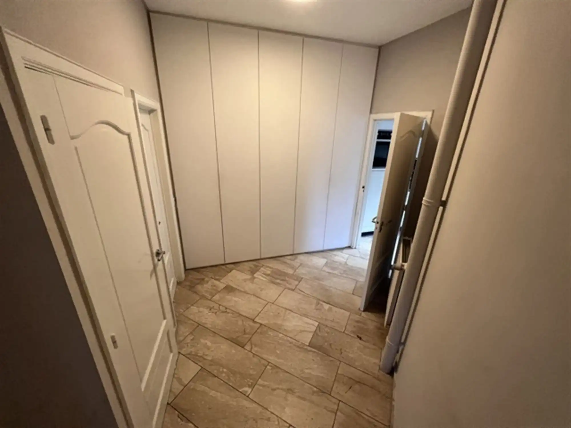 Unieke villa gelegen op grote grond (5.361 m²) foto 14