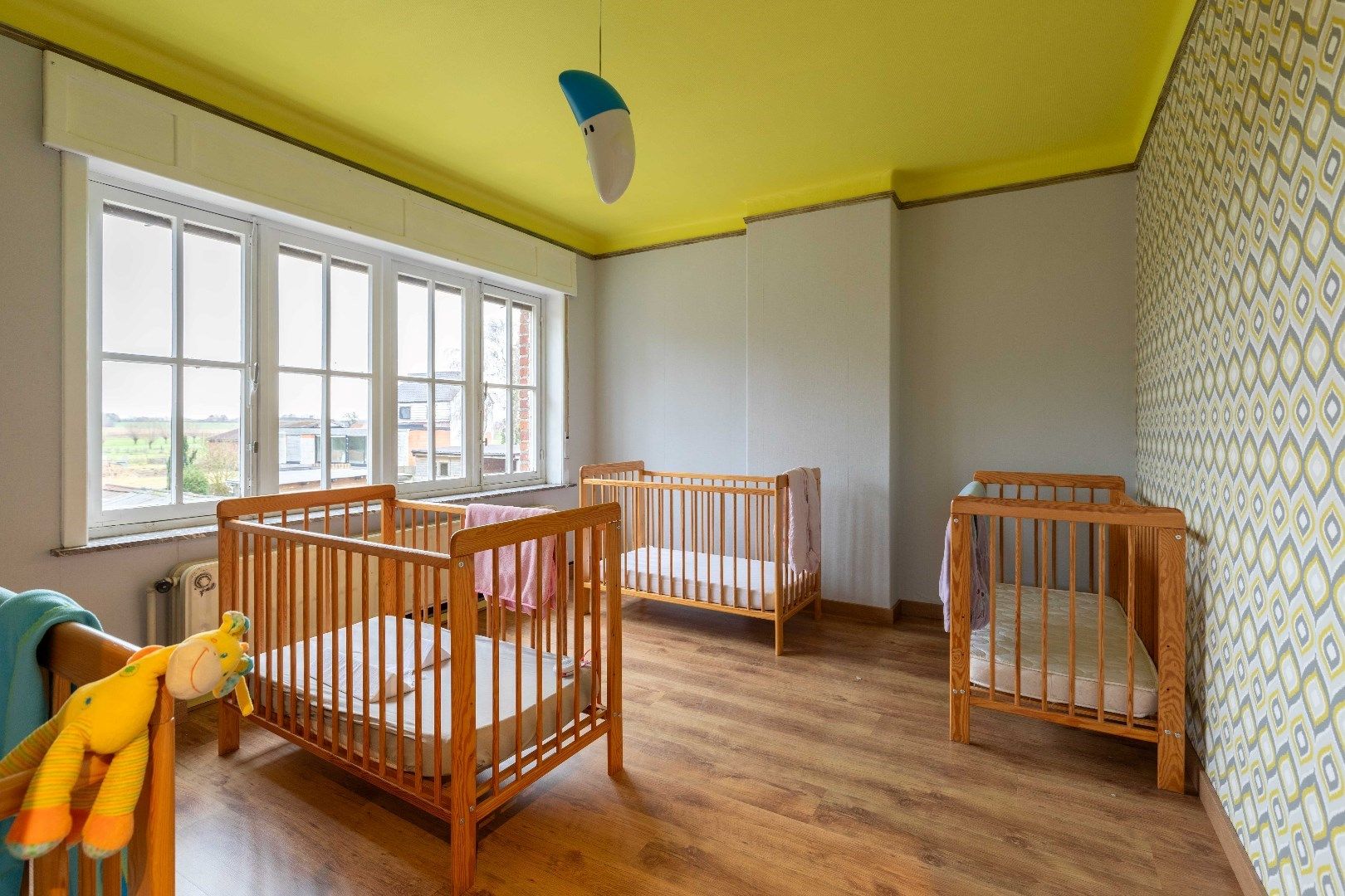 Verder te vernieuwen open bebouwing met mogelijkheid tot zes kamers, parking en tuin te Baliebrugge. foto 14