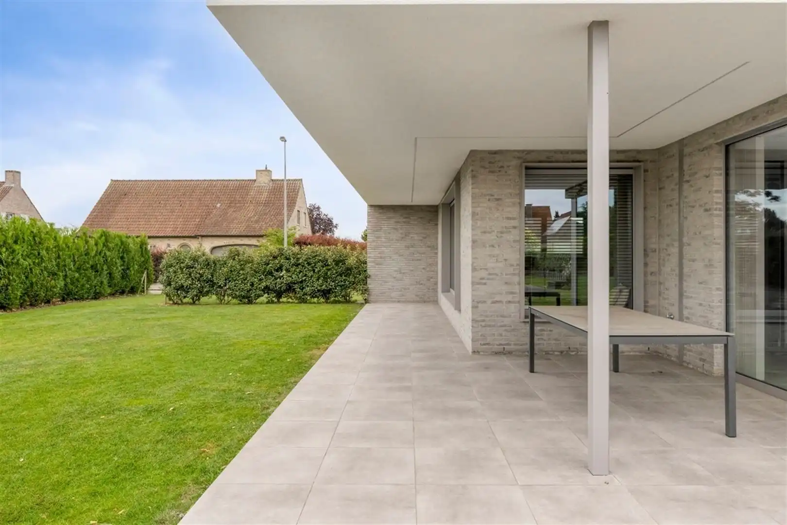 Recente, rustig gelegen laagbouwvilla in het landelijke Elsegem. foto 17