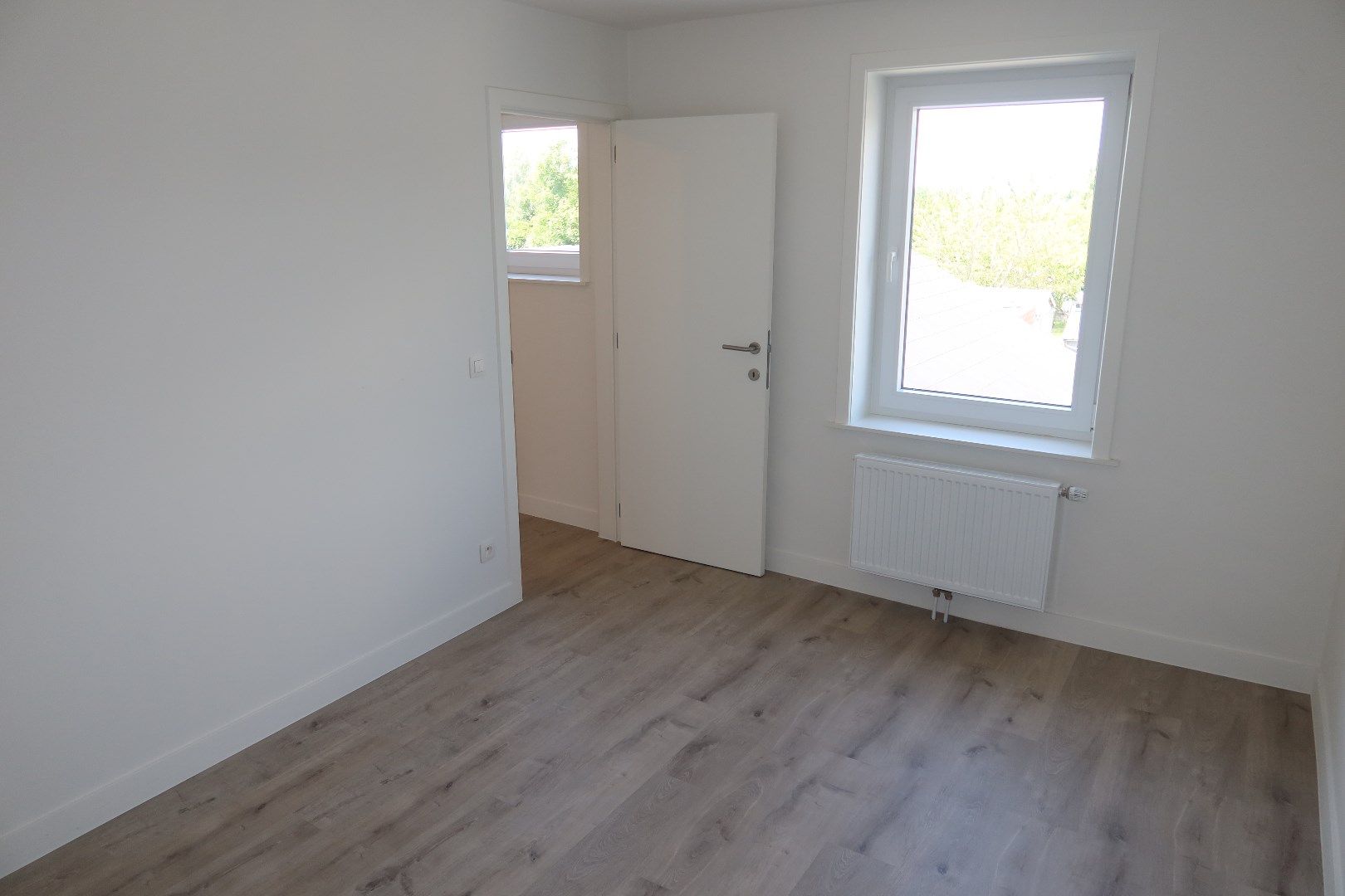 Gezellige en instapklare woning met 2 slk en grote tuin foto 13