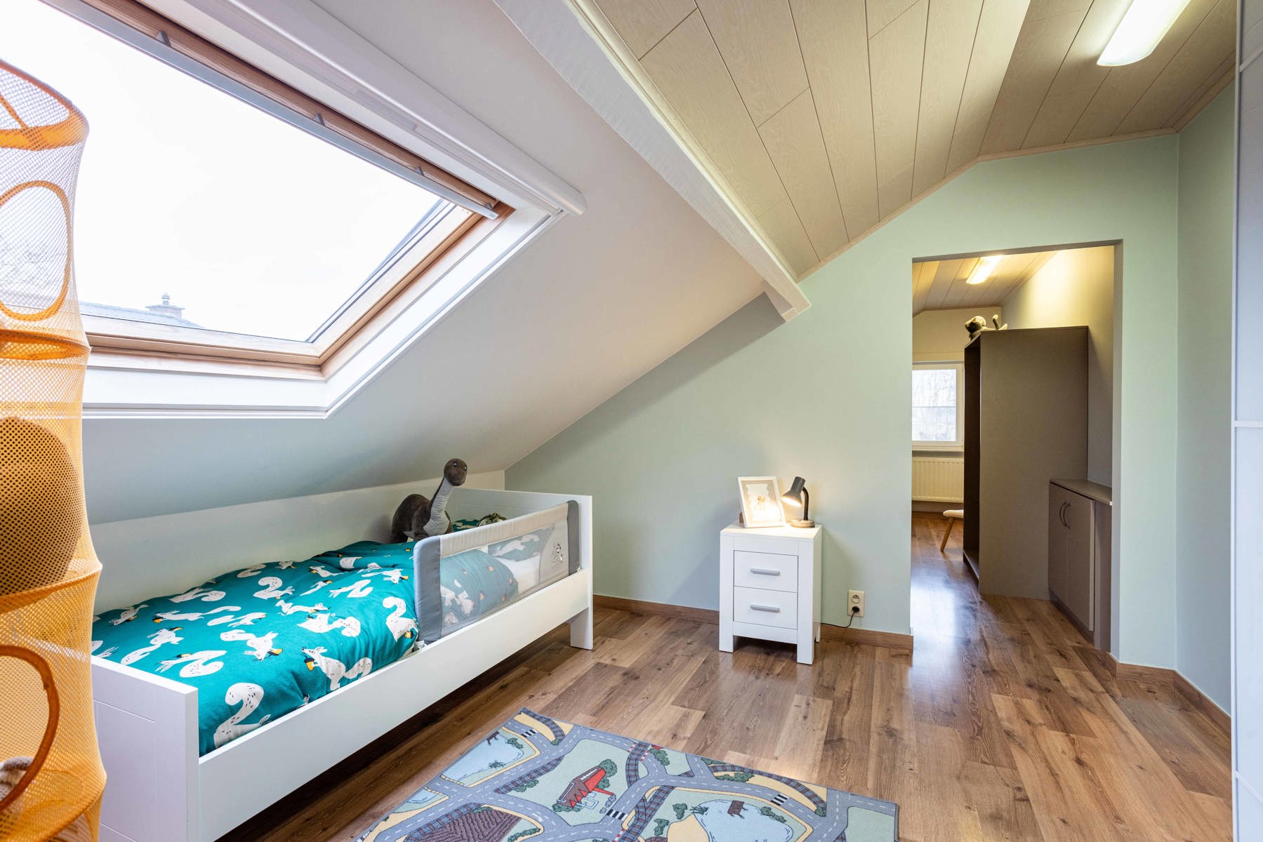 Instapklare woning met 5 slaapkamers in landelijke buurt. foto 27