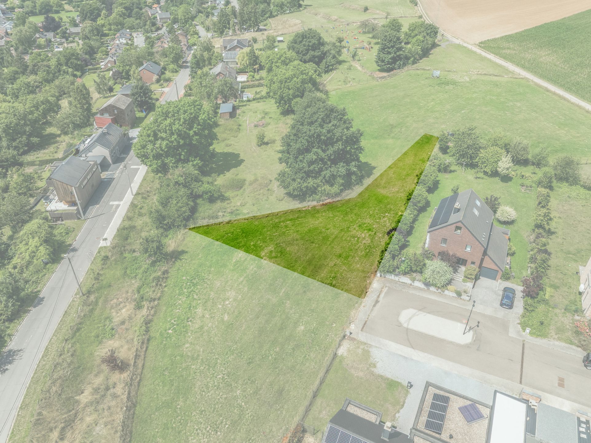 Vrijstaande bouwgrond van 12a58ca met uniek zicht foto 3