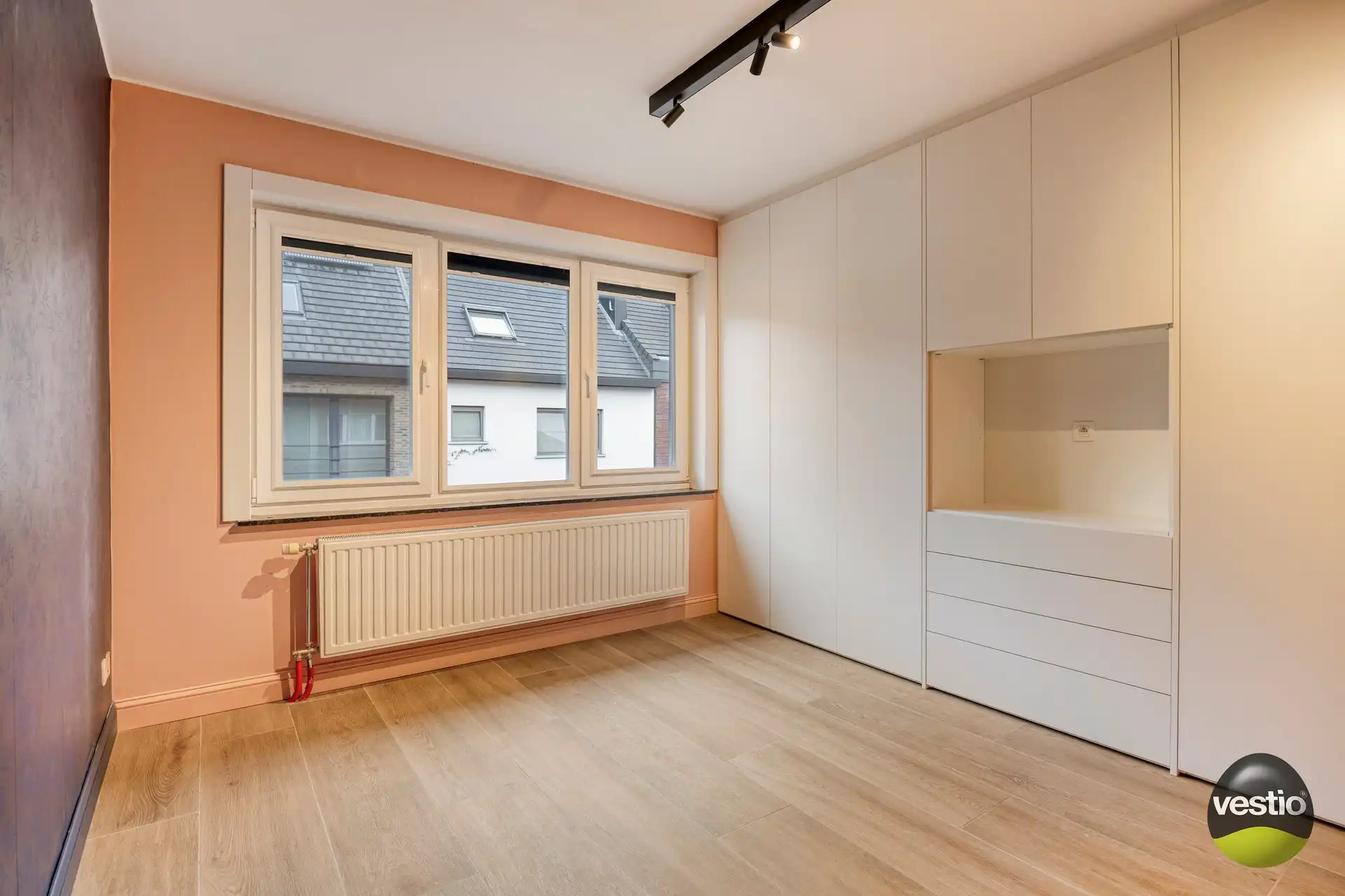 Charmante, gerenoveerde stadswoning met 4 slaapkamers en grote stadstuin. foto 13