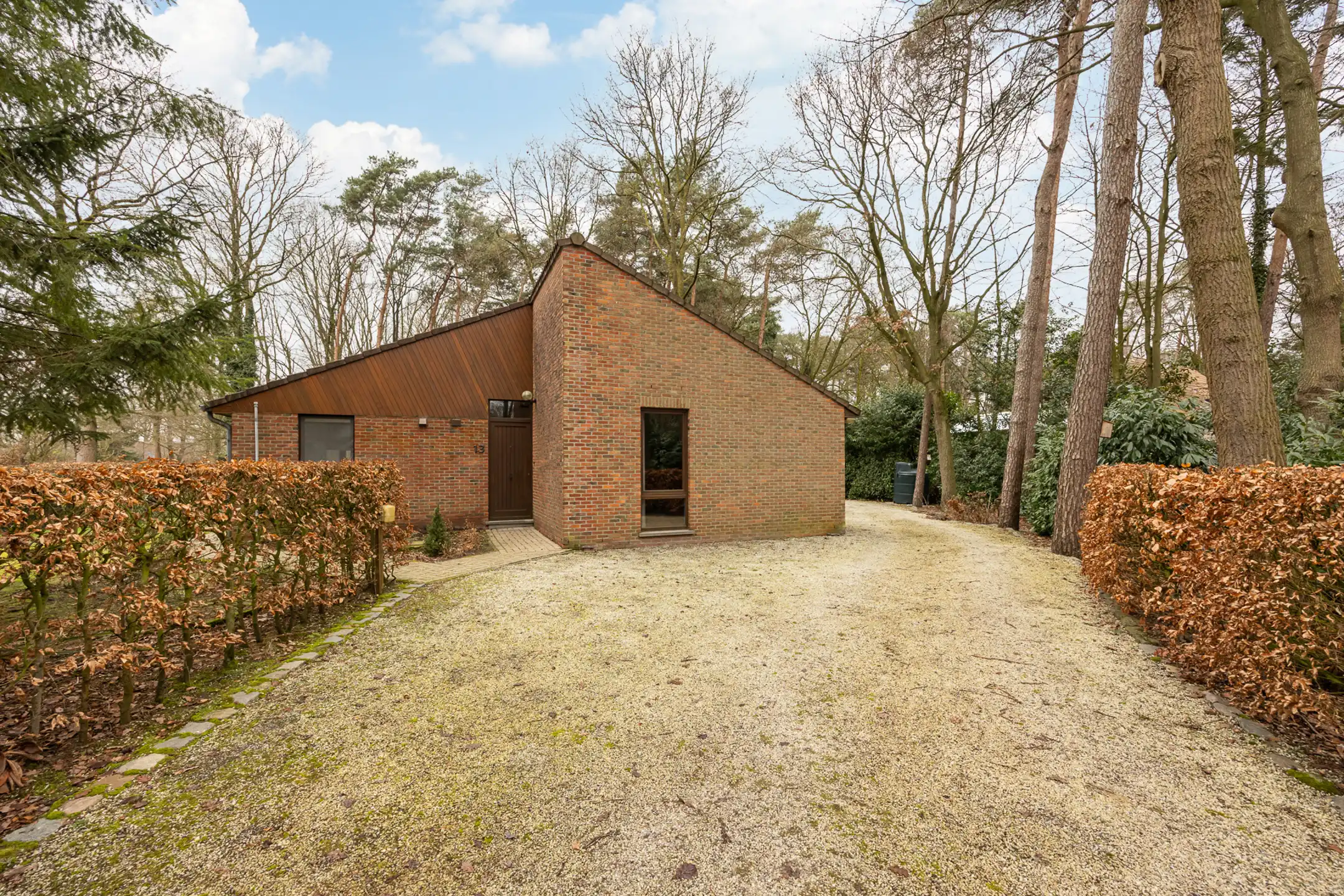 Te renoveren laagbouw gelegen op groot perceel te Merksplas. foto 32