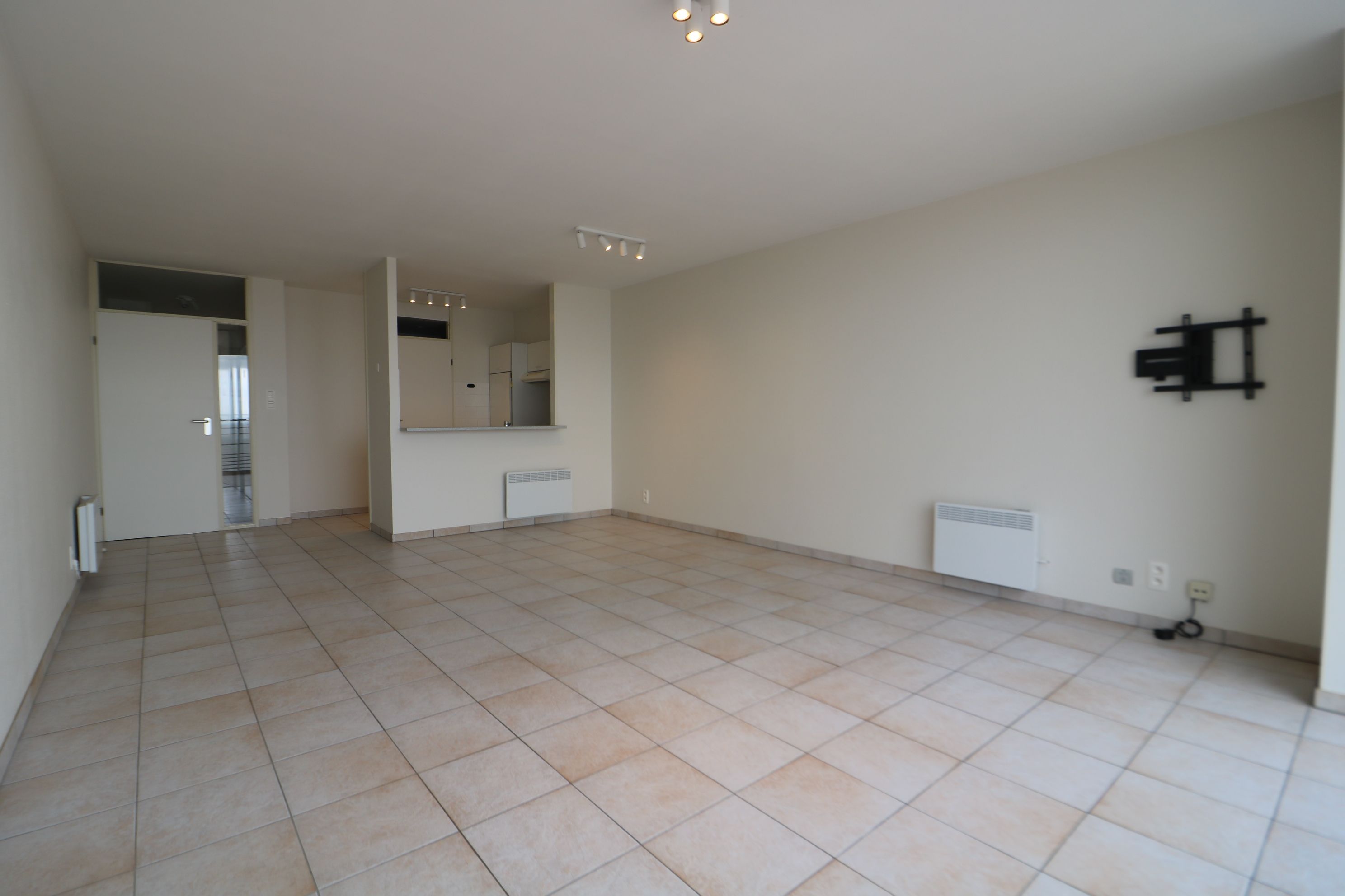Lichtrijk 2-slaapkamerappartement met frontaal zeezicht  foto 2