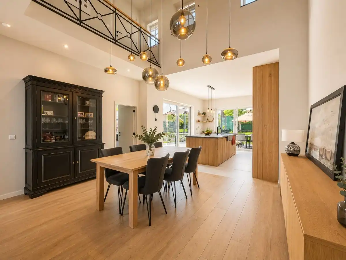 Moorslede - Instapklare gezinswoning met 4 slaapkamers, garage en tuin foto 5