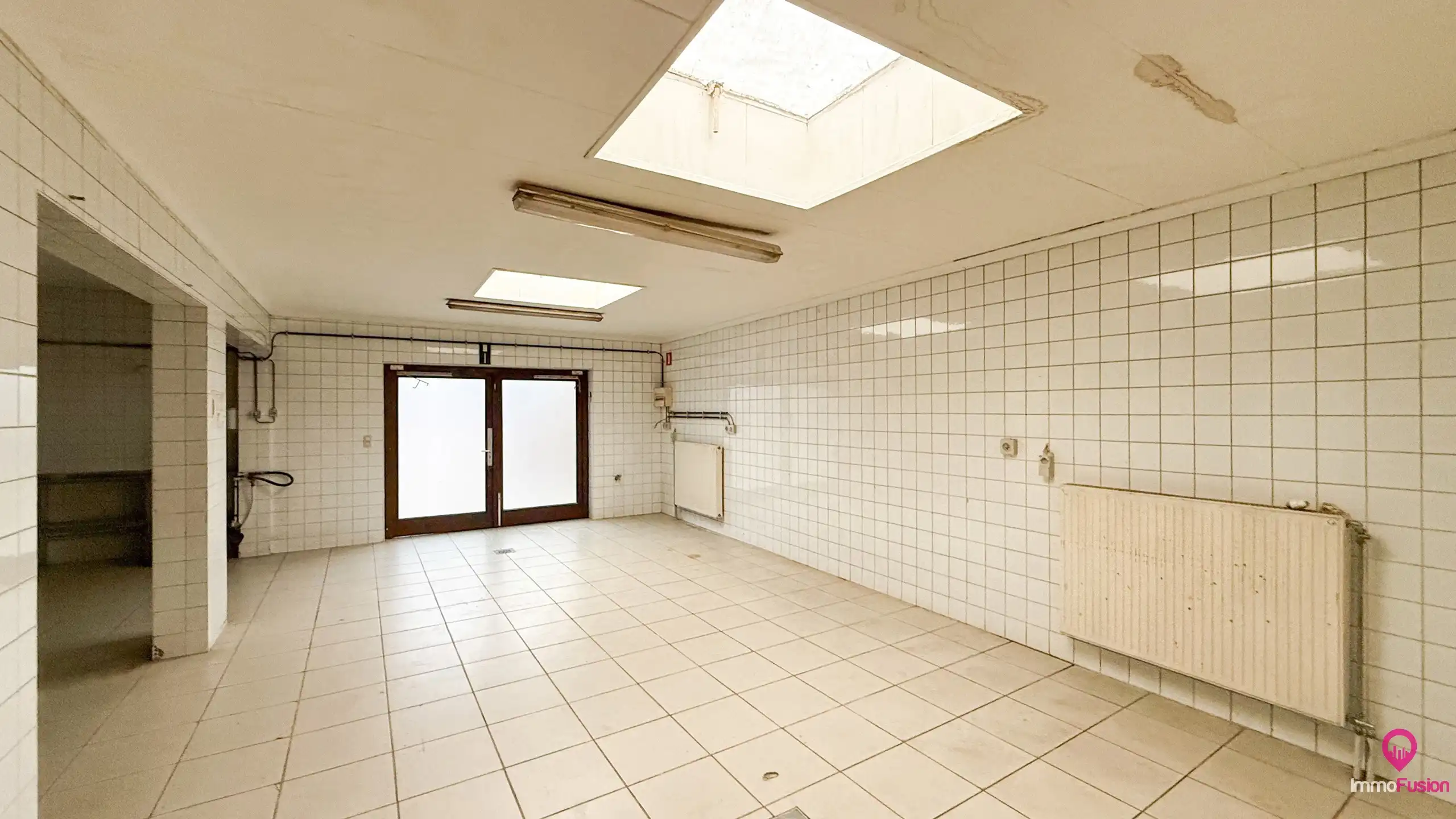 Handelspand met ingerichte bakkerij & appartement Wellen foto 16