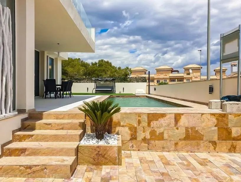 Exclusief wonen in Orihuela Costa: modern comfort op een toplocatie foto 17