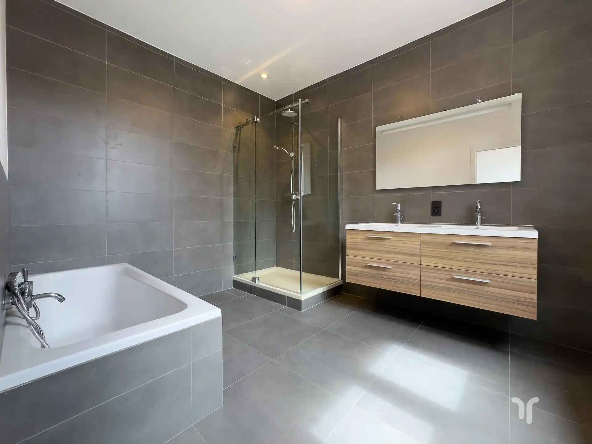 Instapklare gezinswoning met 3 slaapkamers. foto 6