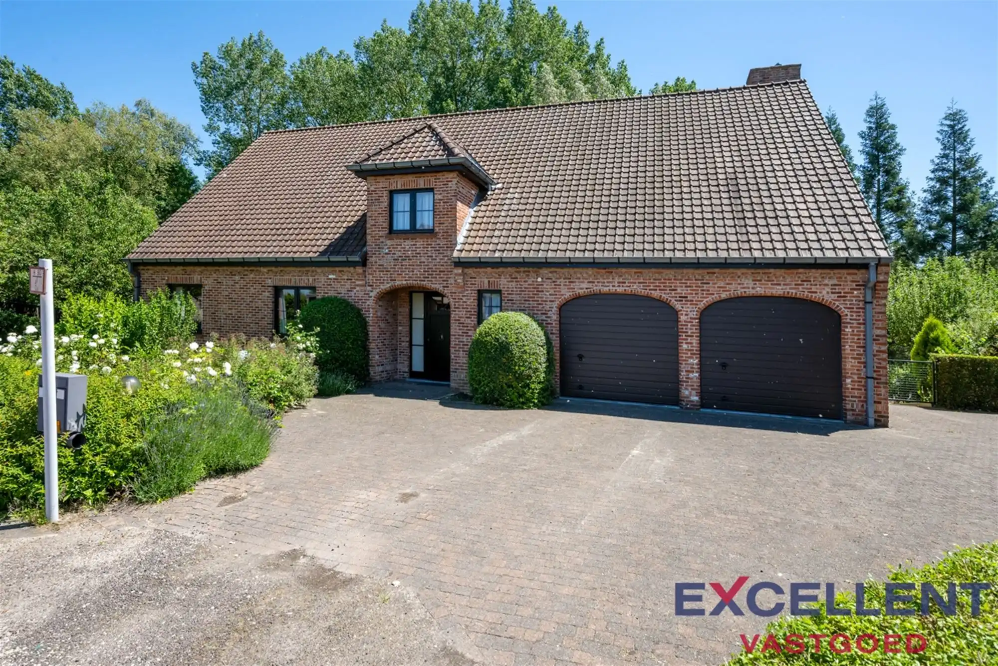 Ruime villa in groene omgeving te Kruisem foto 2