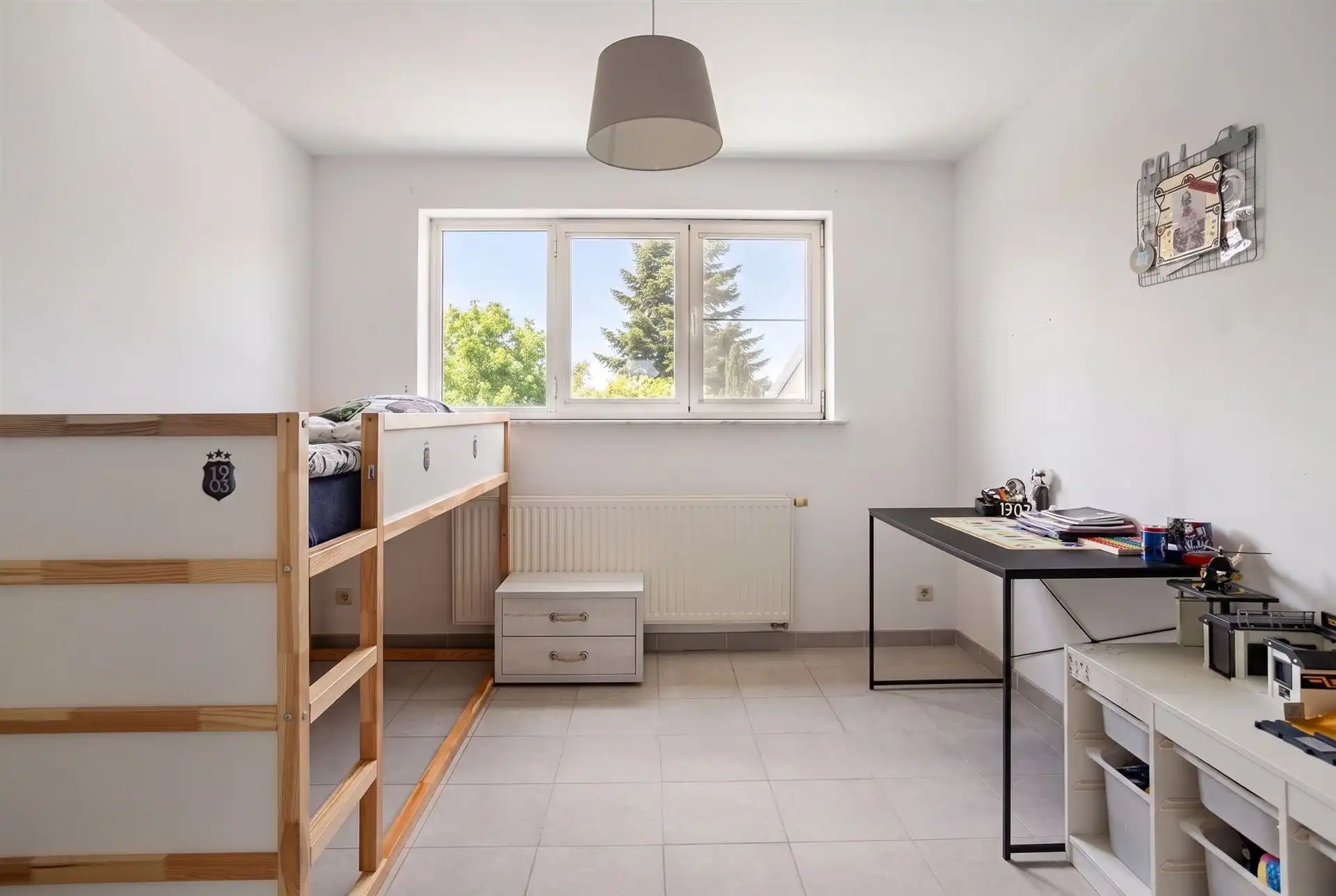 Instapklare woning met 3 slaapkamers en garage.  foto 13