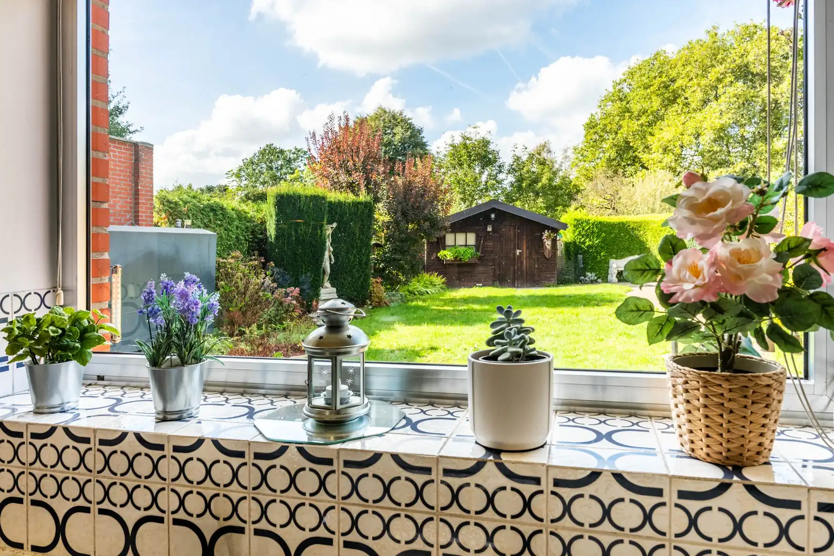 Te renoveren halfopen woning met diepe tuin foto 20