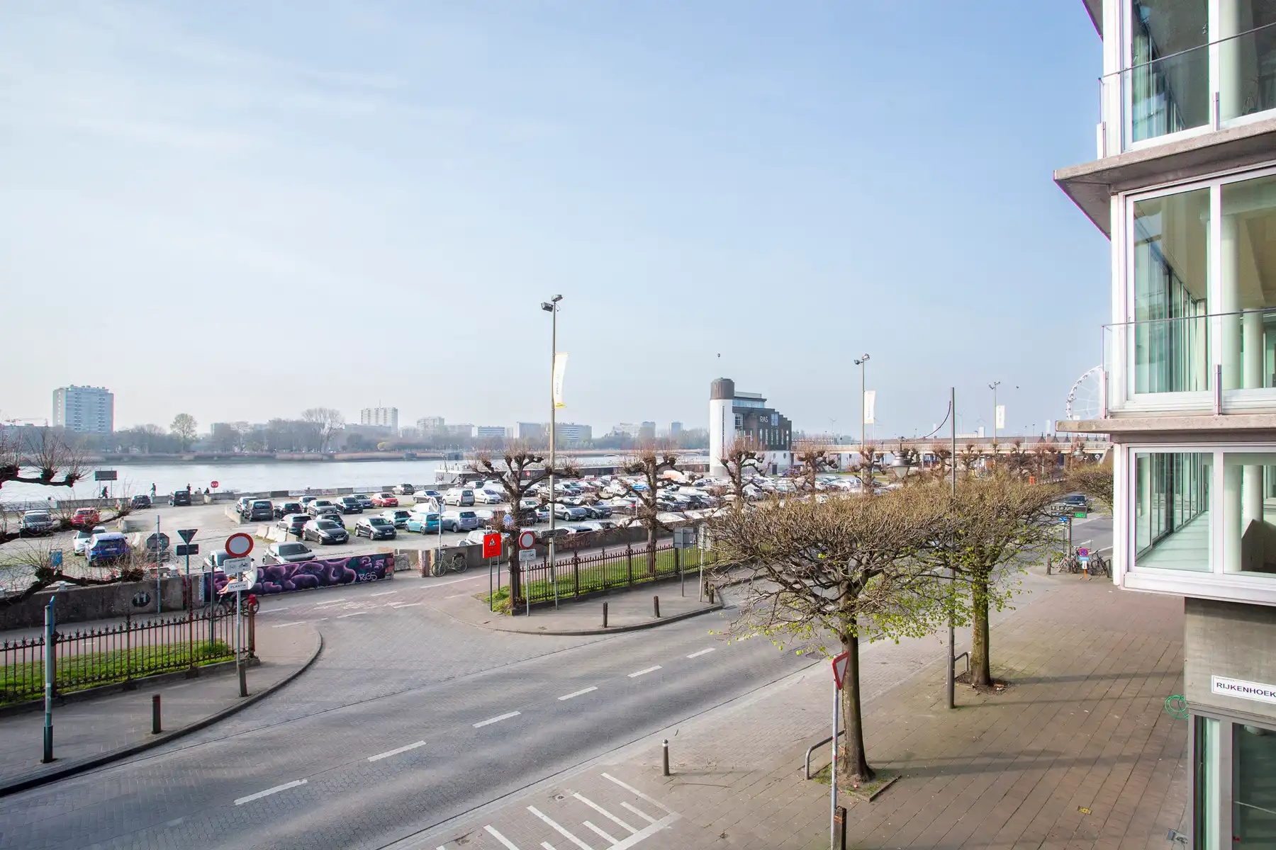 Unieke kantoorruimte met zicht op de Schelde foto 3