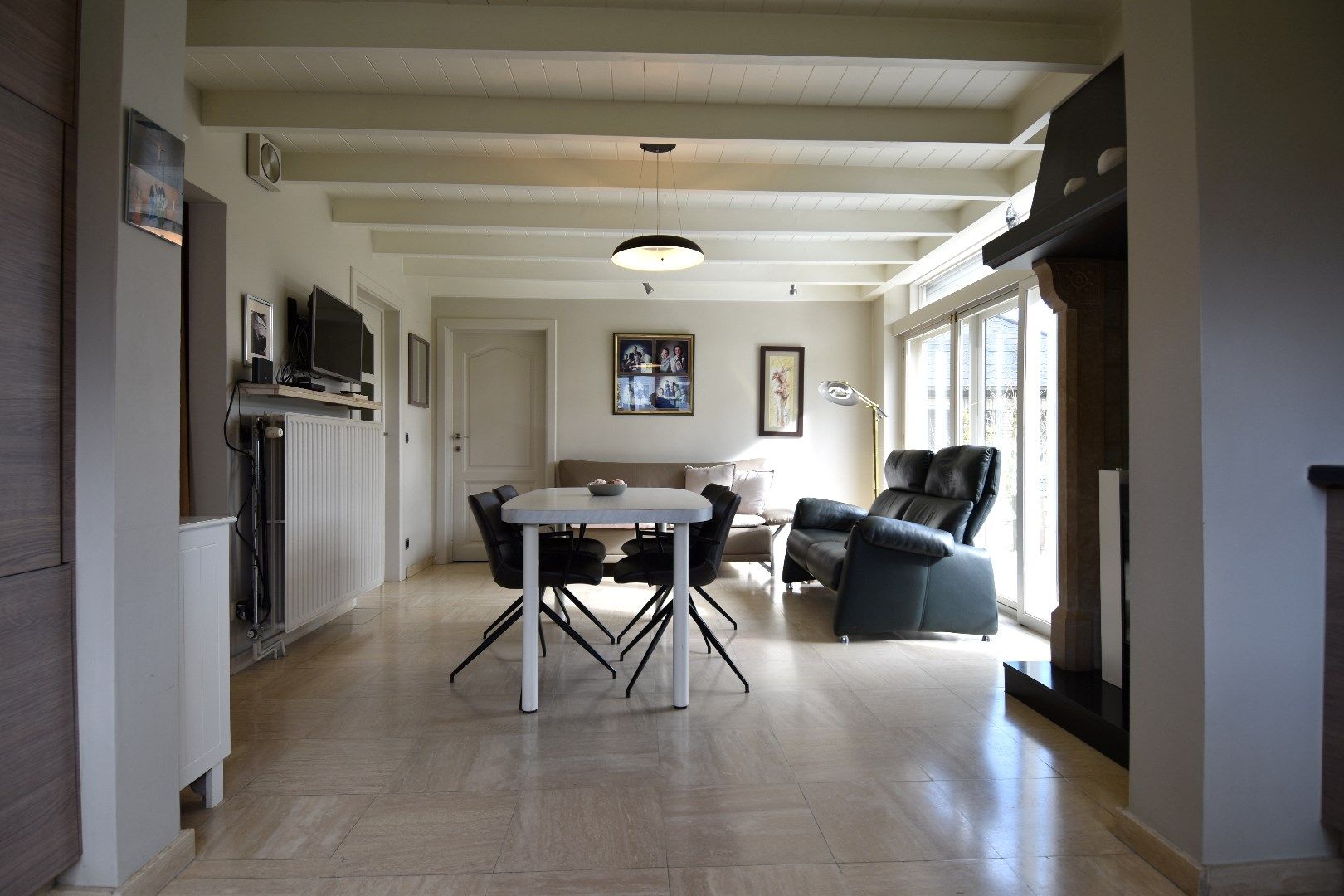 Villa met uitstraling te koop op 1922 m² grond nabij het centrum van Gullegem foto 4