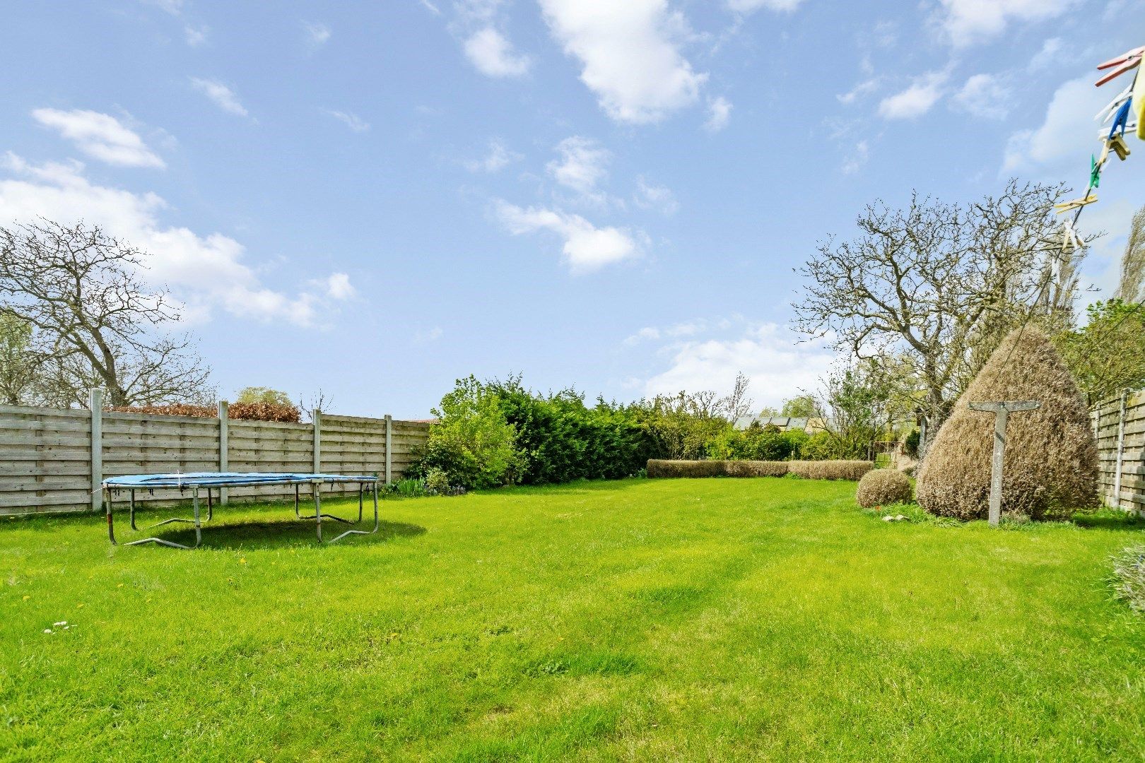 Gerenoveerde woning op ruim perceel van 1197 m² foto 15