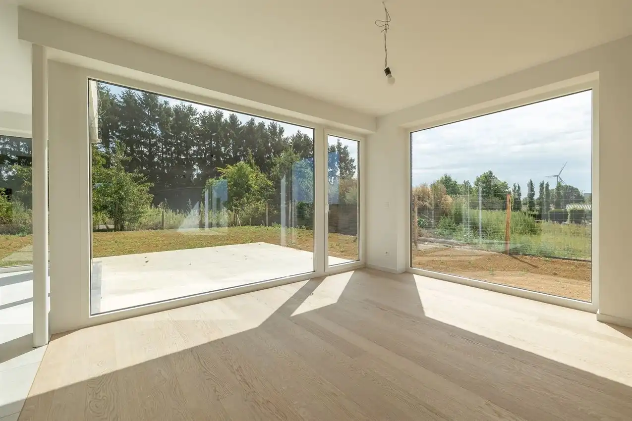 Instapklare nieuwbouwwoning met 4 slaapkamers, 2 badkamers en E-peil 9 foto 14