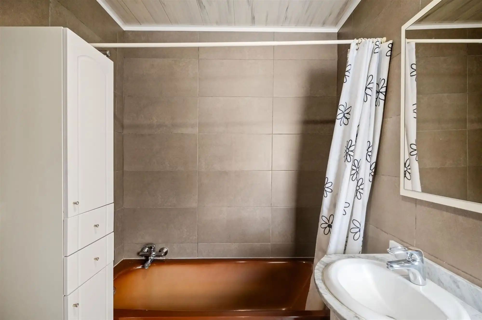 Te moderniseren woning met 3 slaapkamers te Baal foto 8