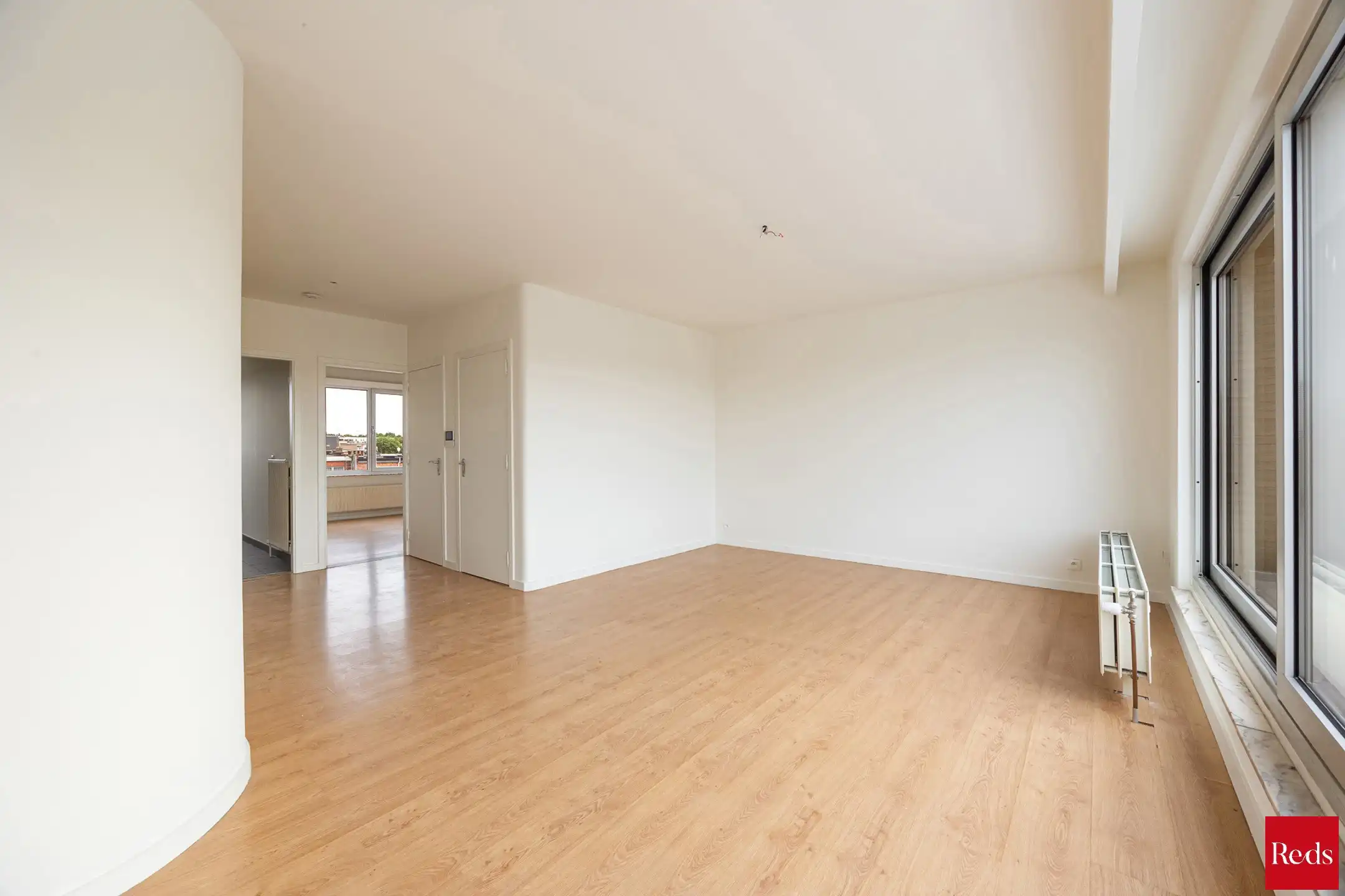 Volledig gerenoveerd appartement in een kleinschalig gebouw foto 4