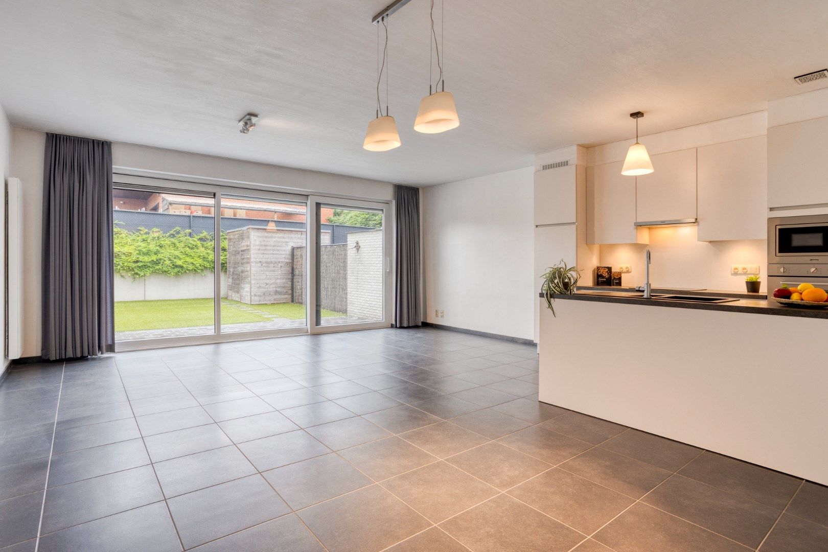 Recente woning met 3 slaapkamers en garage! foto 3