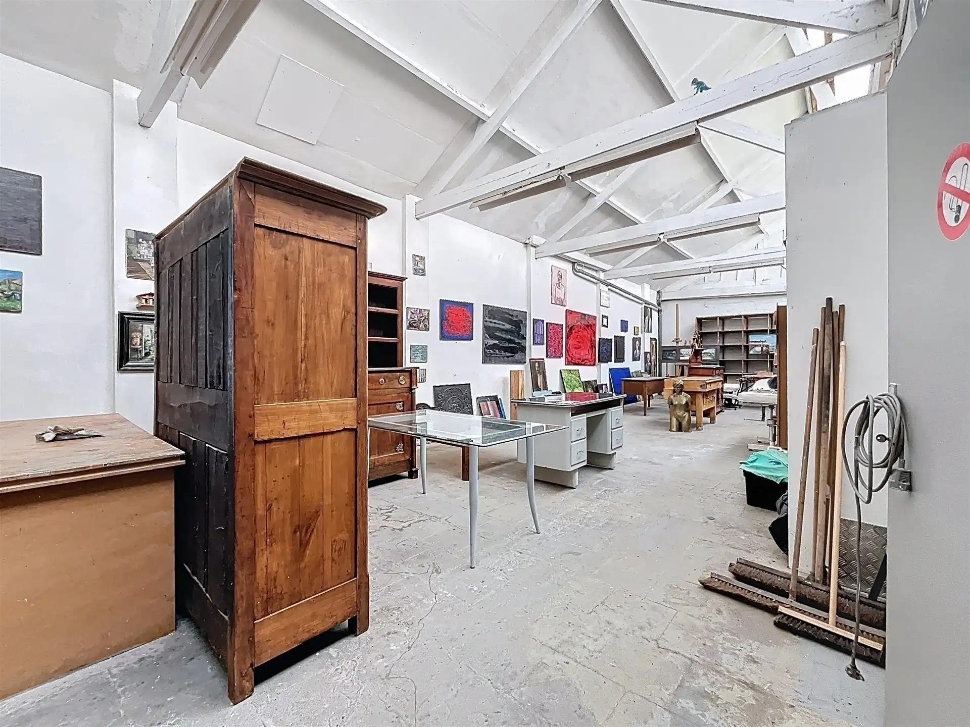Exclusieve loft met uitzonderlijk ruim magazijn op toplocatie in Sint-Niklaas! foto 27