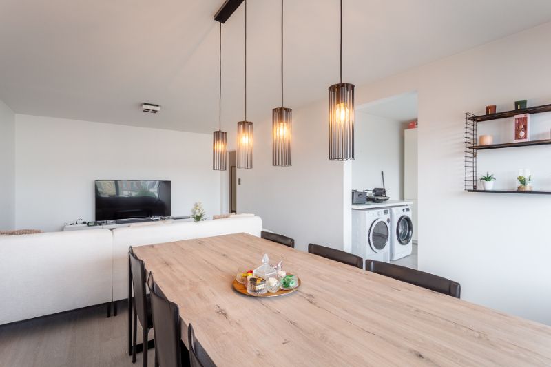 Ruim en lumineus, instapklaar 2 slpk. app. met terras en zicht op het groen+P! foto 4