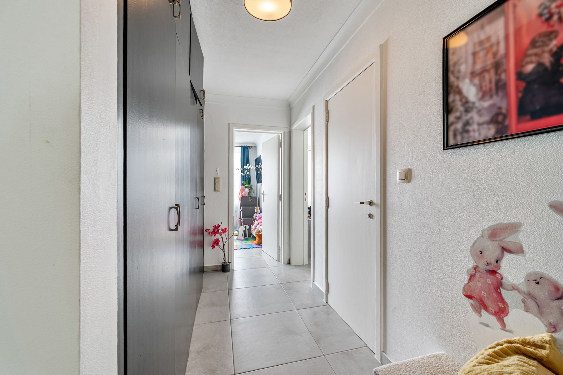 Gerenoveerd appartement met 1 slaapkamer en terras foto 3