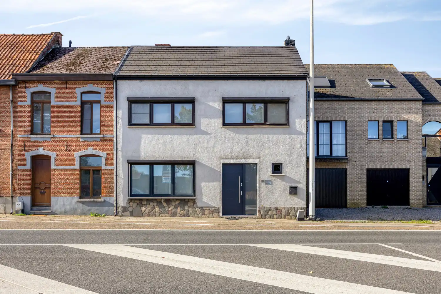 GERENOVEERDE GEZINSWONING MET ZONNIGE STADSKOER EN CARPORT TE DIEST! foto 34