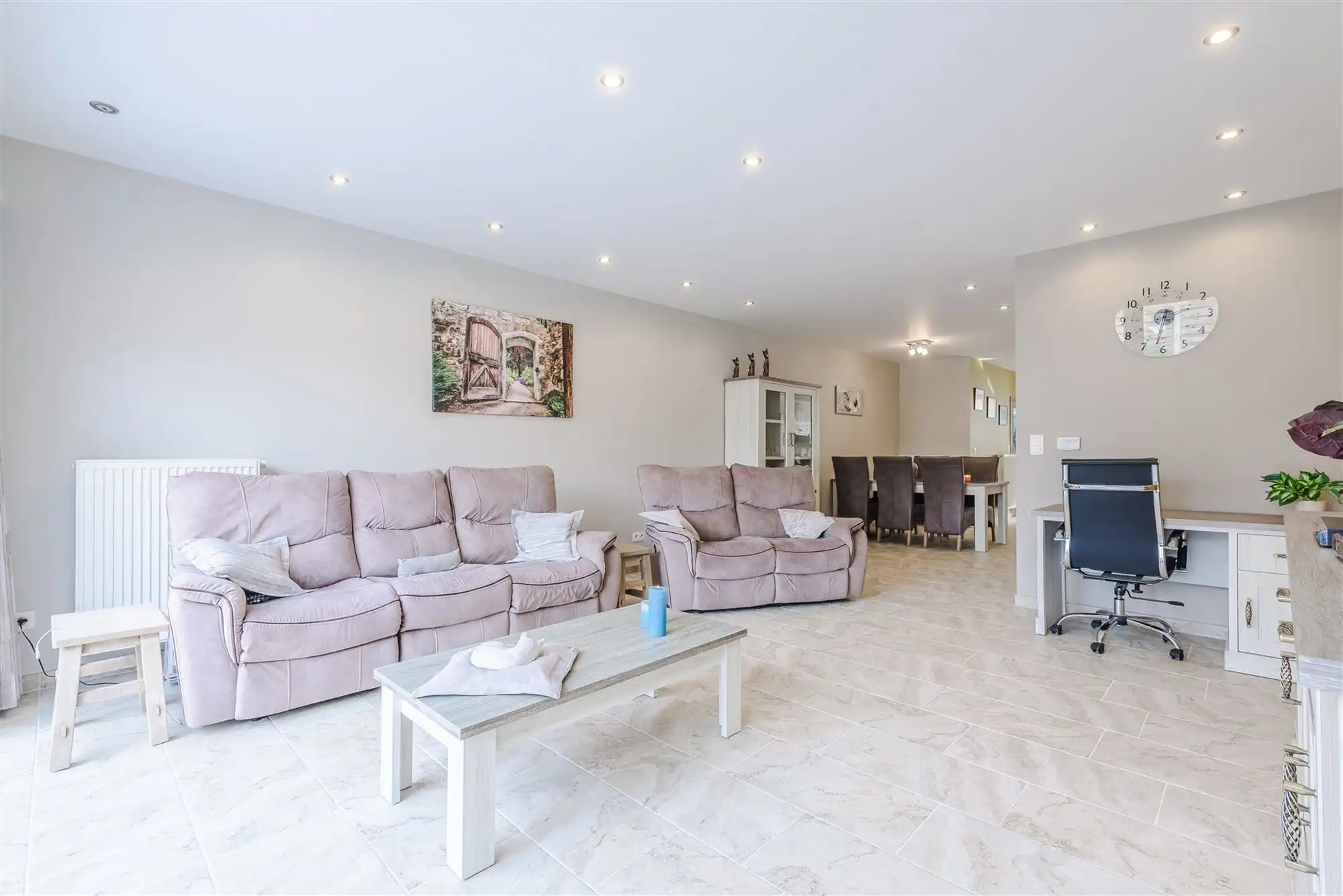 Kwaliteitsvol instapklaar huis met 3 slpks, 2 badks en tuin foto 17
