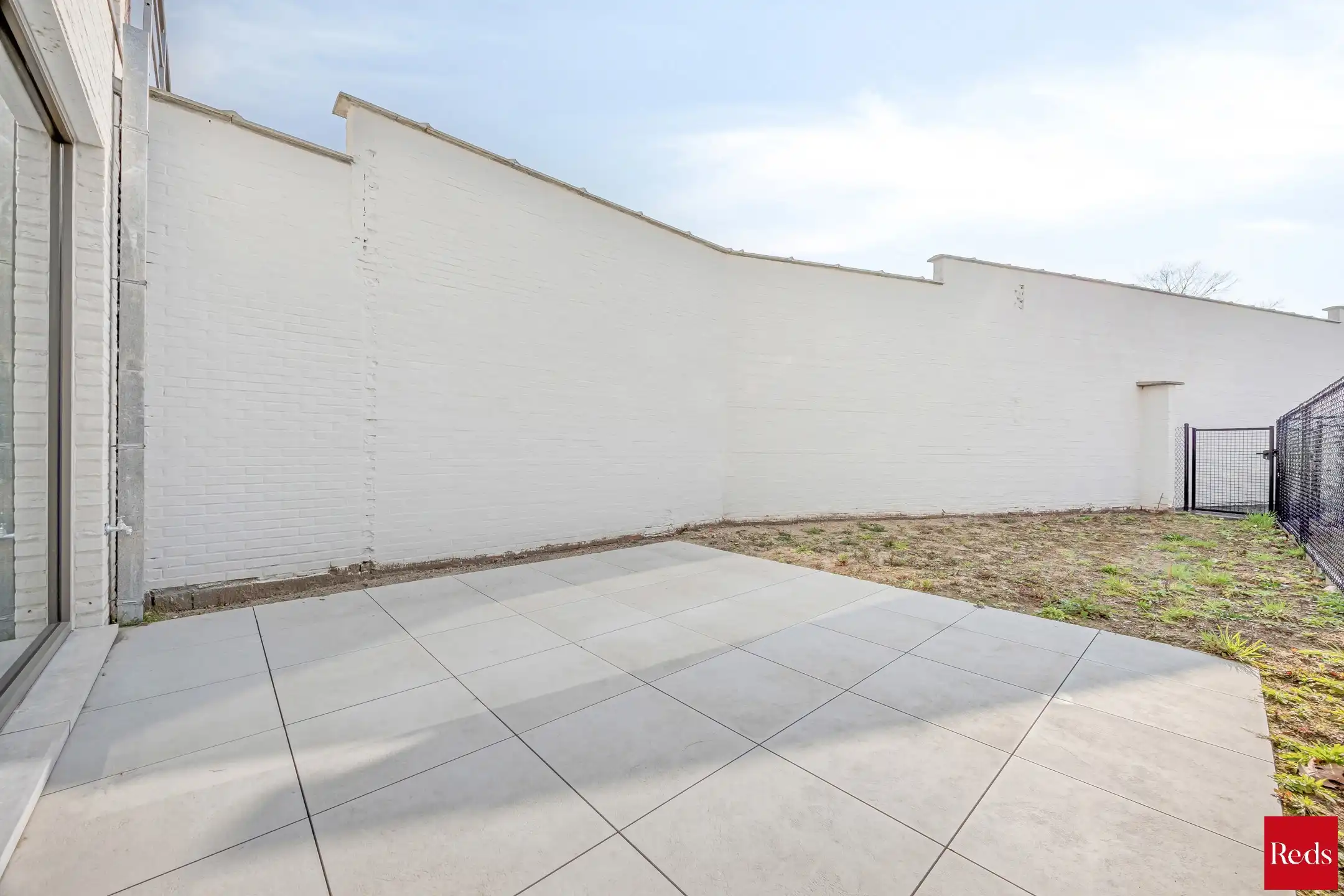 Stijlvol gelijkvloers appartement met tuin foto 19
