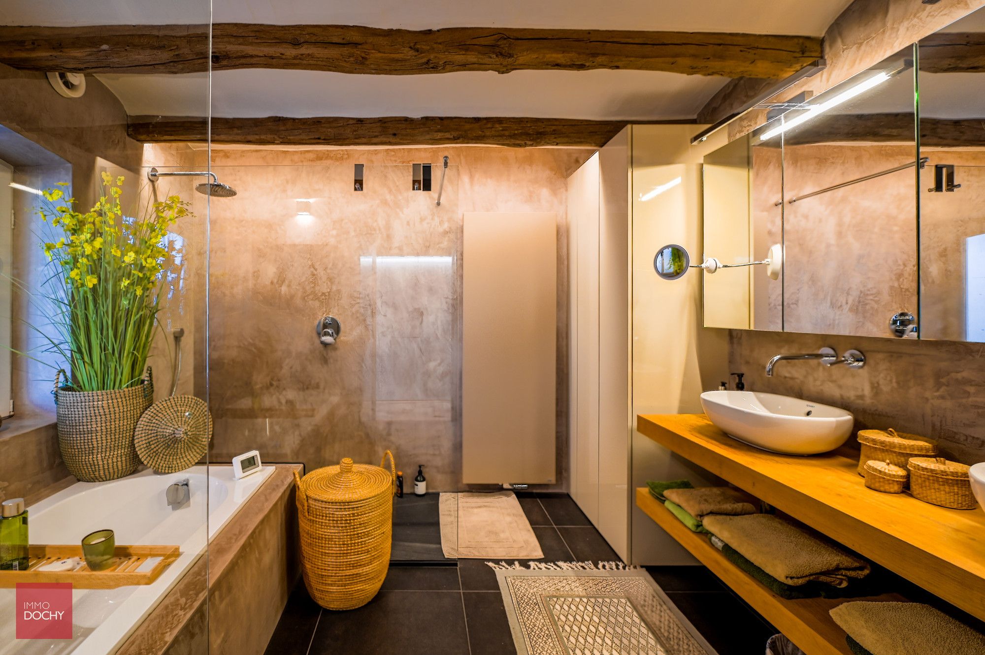 Recent vernieuwd landhuis op ca. 1,5ha foto 11